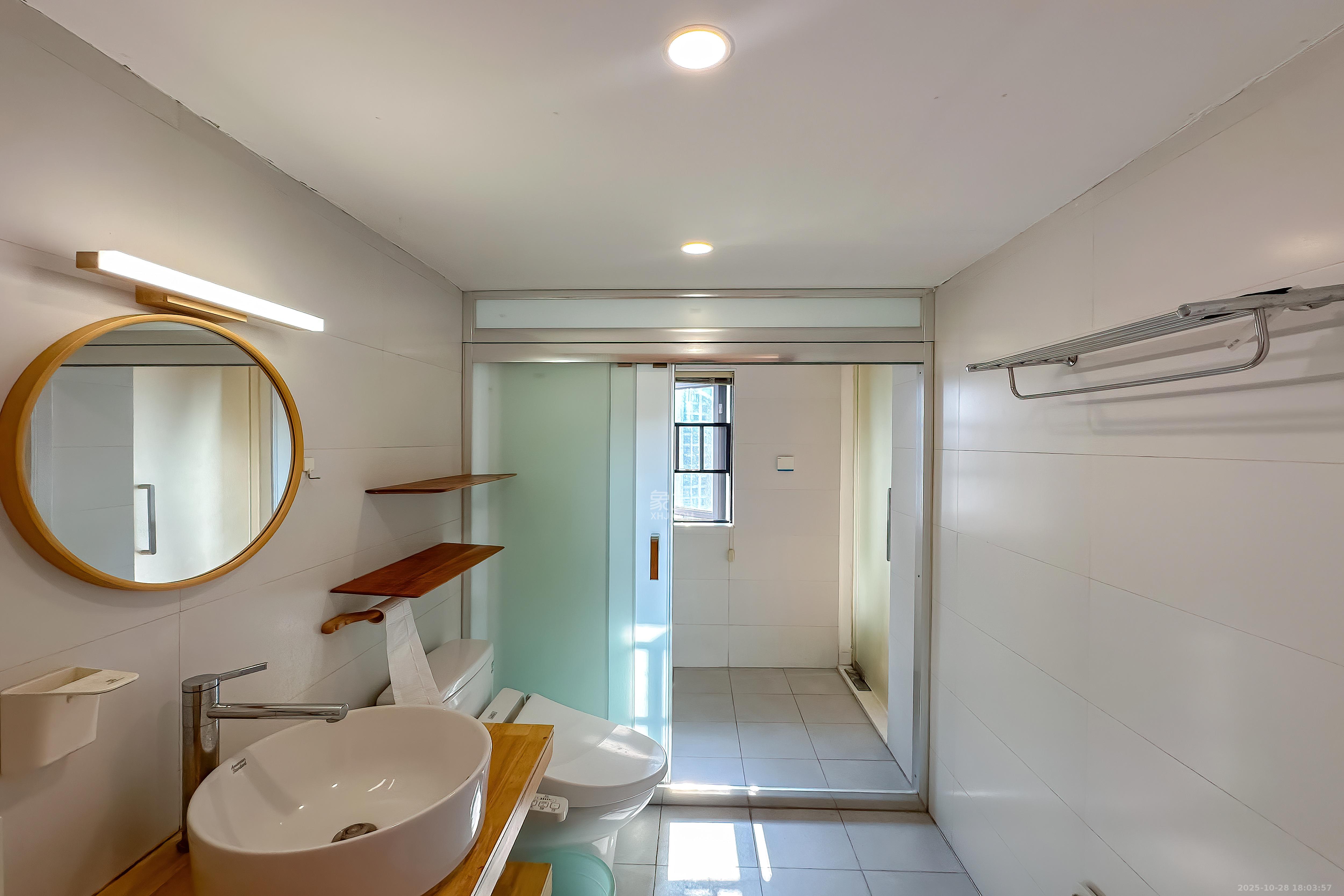 合能洋湖公馆  3室2厅1卫    77.0万 合能洋湖公馆  3室2厅1卫    77.0万卫生间