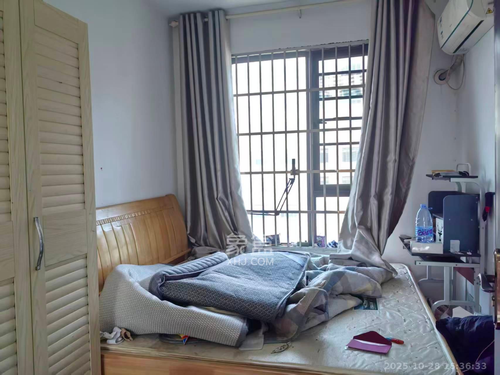 荣盛花语馨苑  3室2厅1卫    2500.0元/月 荣盛花语馨苑  3室2厅1卫    2500.0元/月室内图