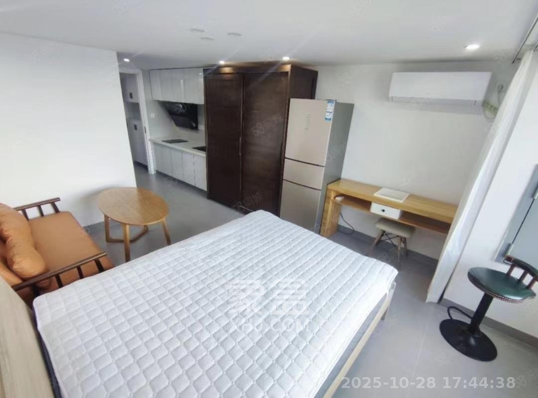 梅溪悦章  1室1厅1卫    1400.0元/月 梅溪悦章  1室1厅1卫    1400.0元/月室内图