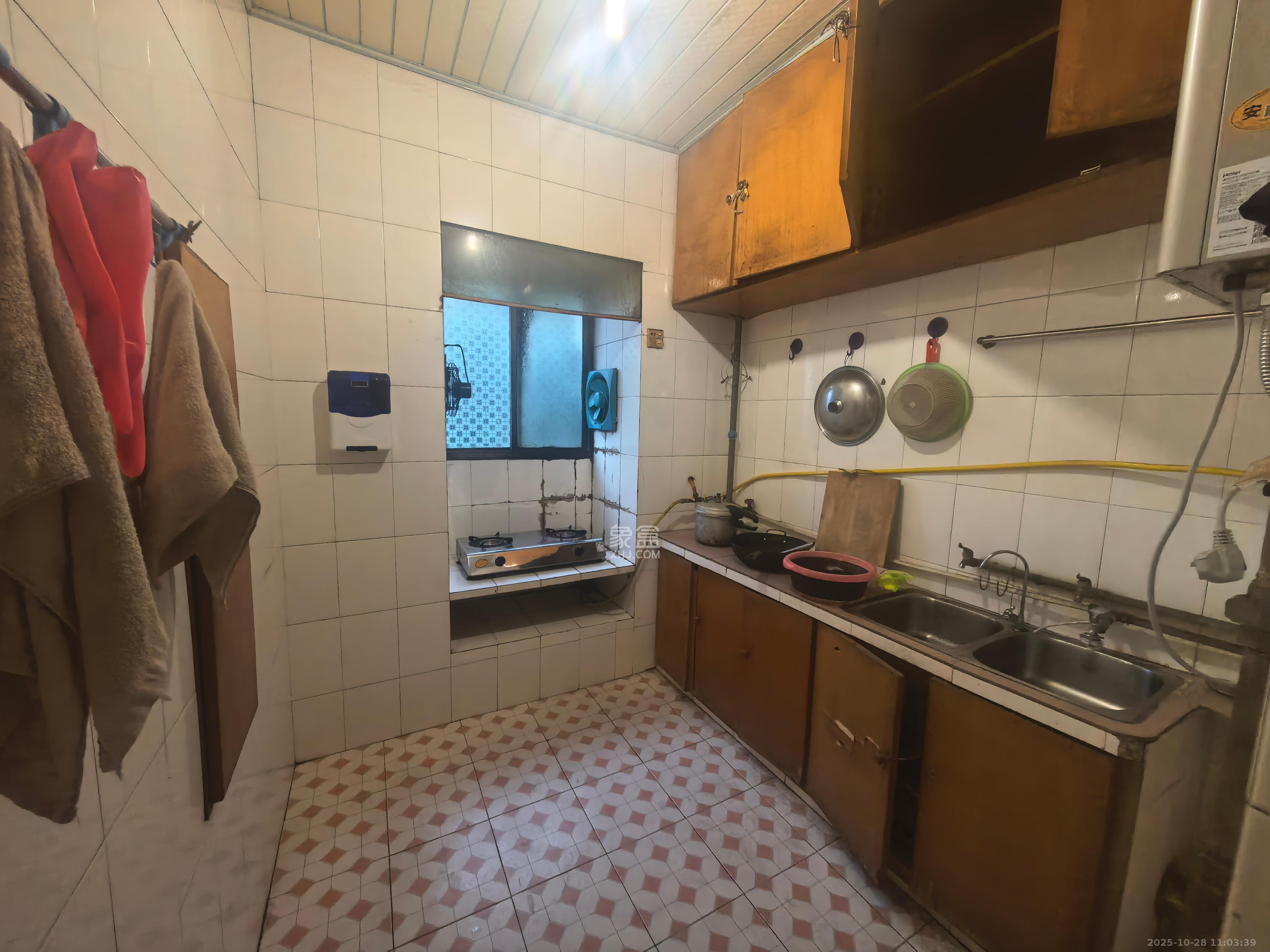 湘钢新二村 3室1厅1卫 500.0元/月 湘钢新二村 3室1厅1卫 500.0元/月室内图