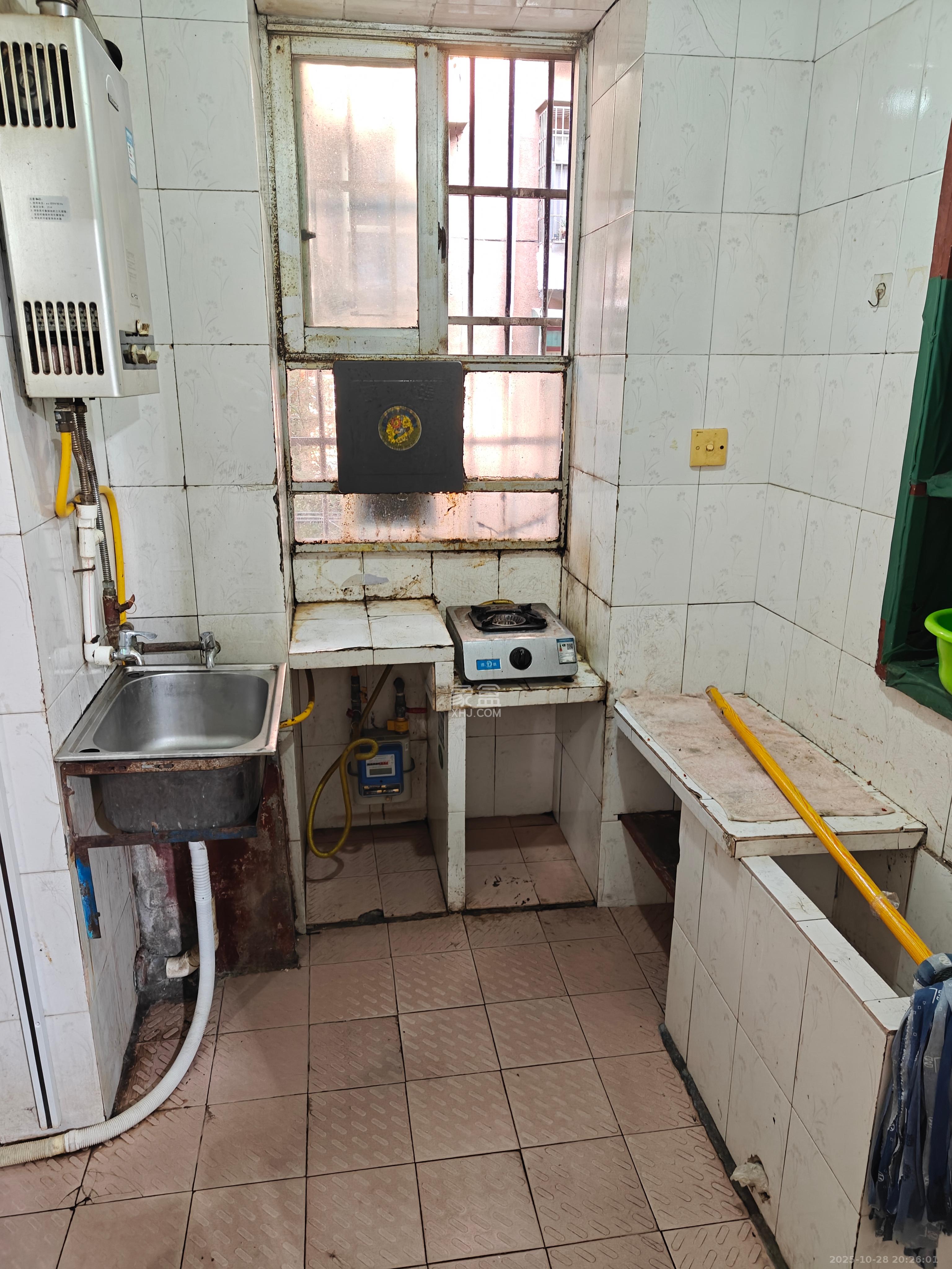 赤岗小区(一二三片)  2室1厅1卫    1200.0元/月 赤岗小区(一二三片)  2室1厅1卫    1200.0元/月室内图