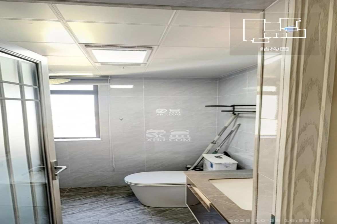 天健城 3室2厅2卫 4300.0元/月 天健城 3室2厅2卫 4300.0元/月室内图