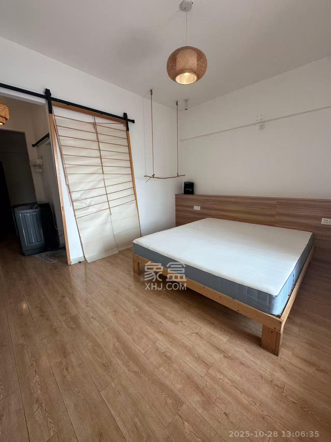 上城金都  1室1厅1卫    1700.0元/月 上城金都  1室1厅1卫    1700.0元/月室内图