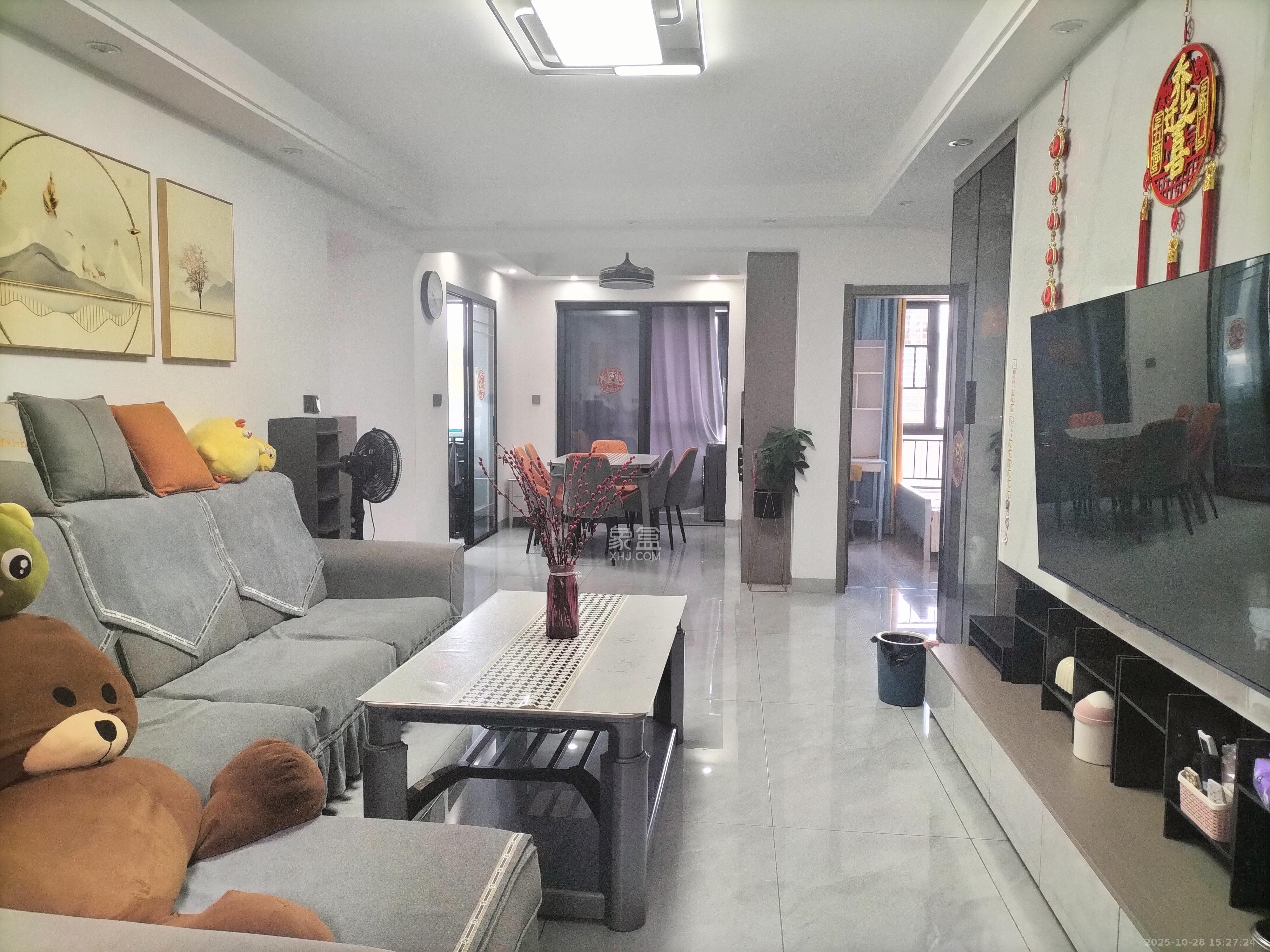 五矿万境蓝山  2室2厅2卫    2000.0元/月 五矿万境蓝山  2室2厅2卫    2000.0元/月室内图