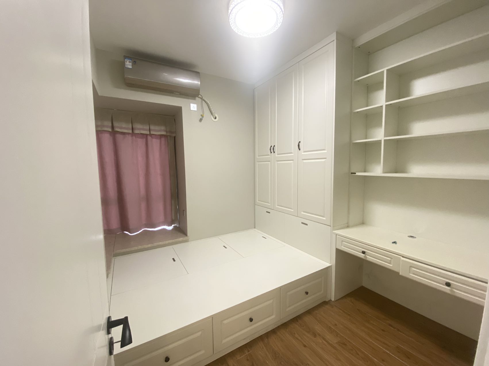 昌茂城邦  2室2厅1卫    2700.0元/月室内图