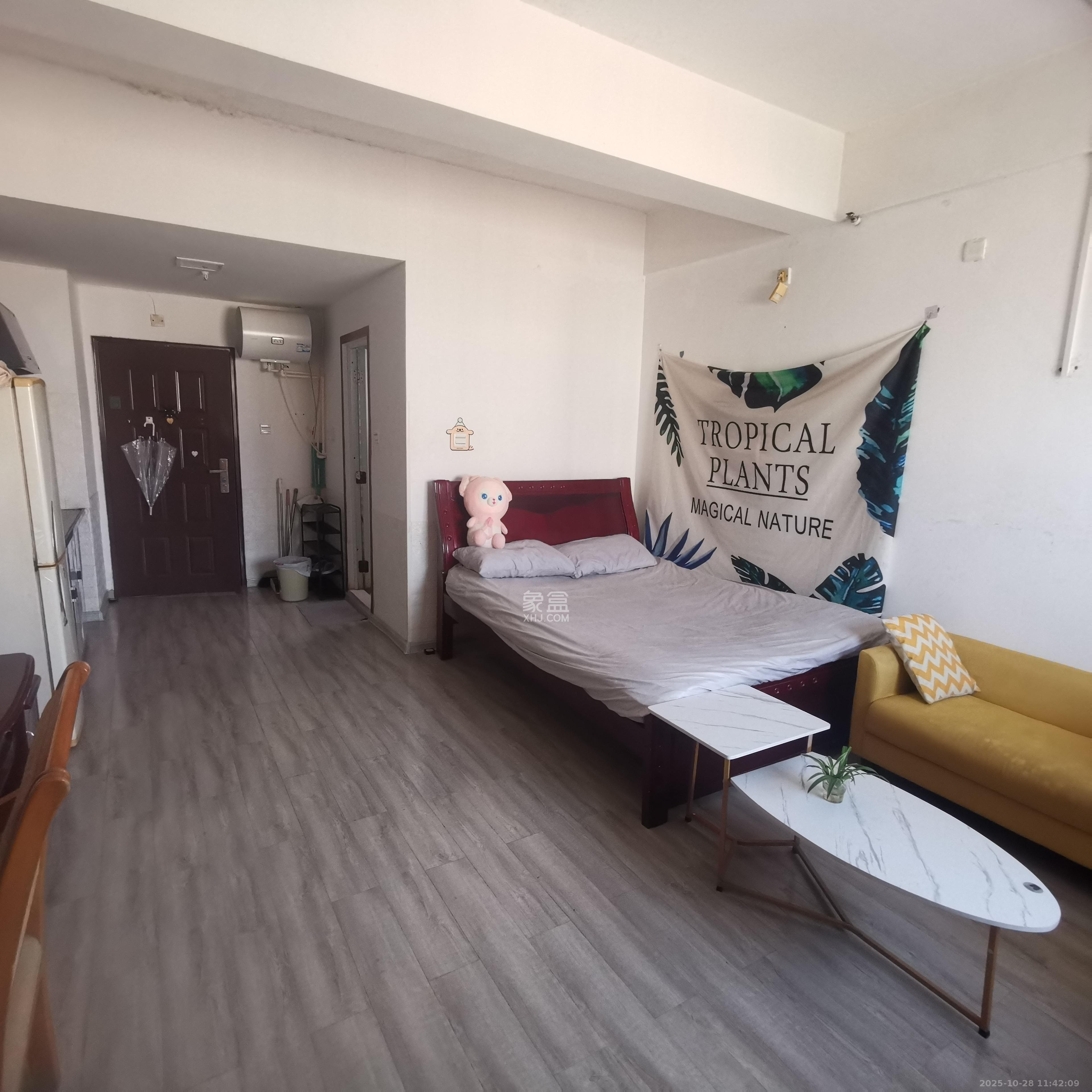 上城星座  1室1厅1卫    1400.0元/月 上城星座  1室1厅1卫    1400.0元/月