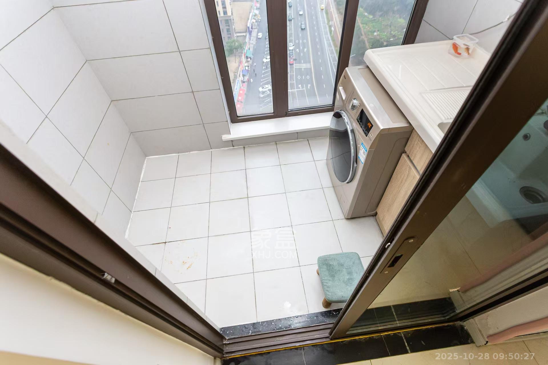 龙湖湘风原著(龙湖湘风星城)  4室2厅2卫    2500.0元/月 龙湖湘风原著(龙湖湘风星城)  4室2厅2卫    2500.0元/月室内图