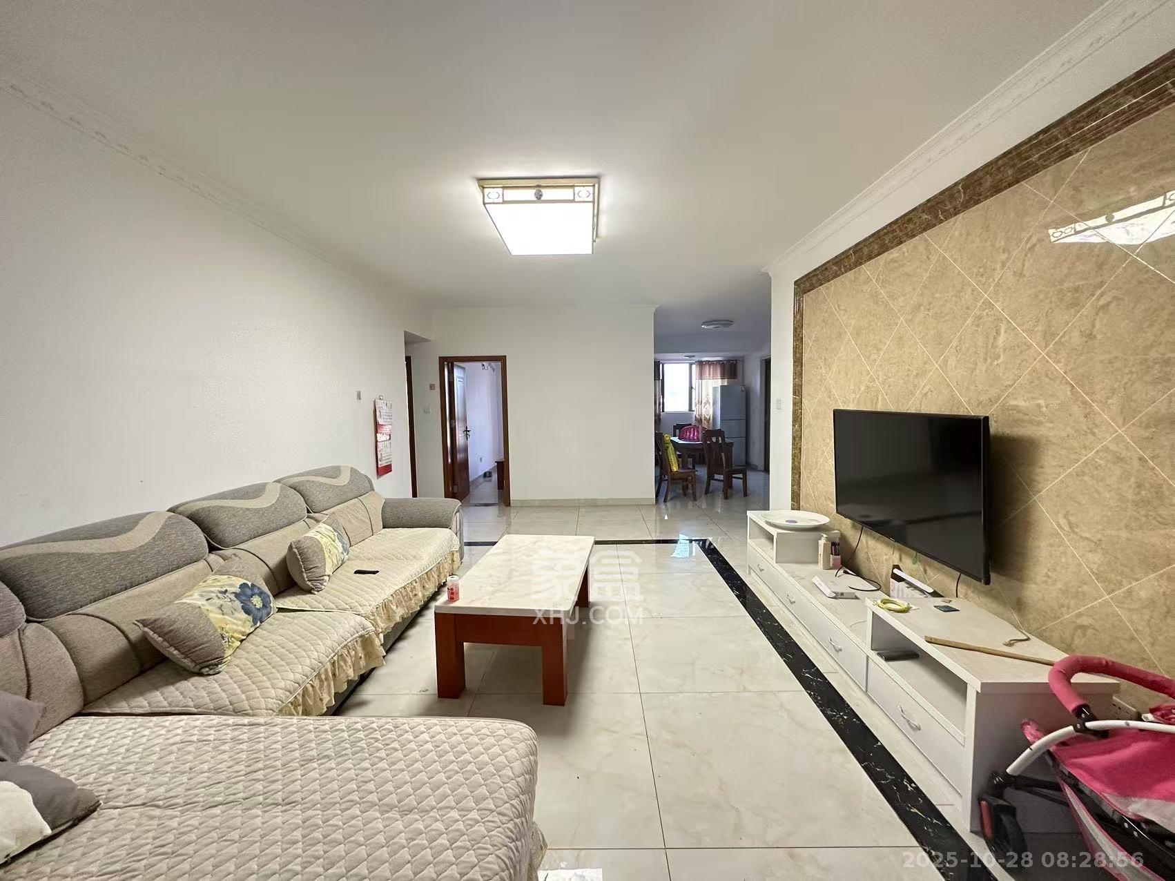 东岸梅园小区 3室2厅2卫 2300.0元/月 东岸梅园小区 3室2厅2卫 2300.0元/月室内图