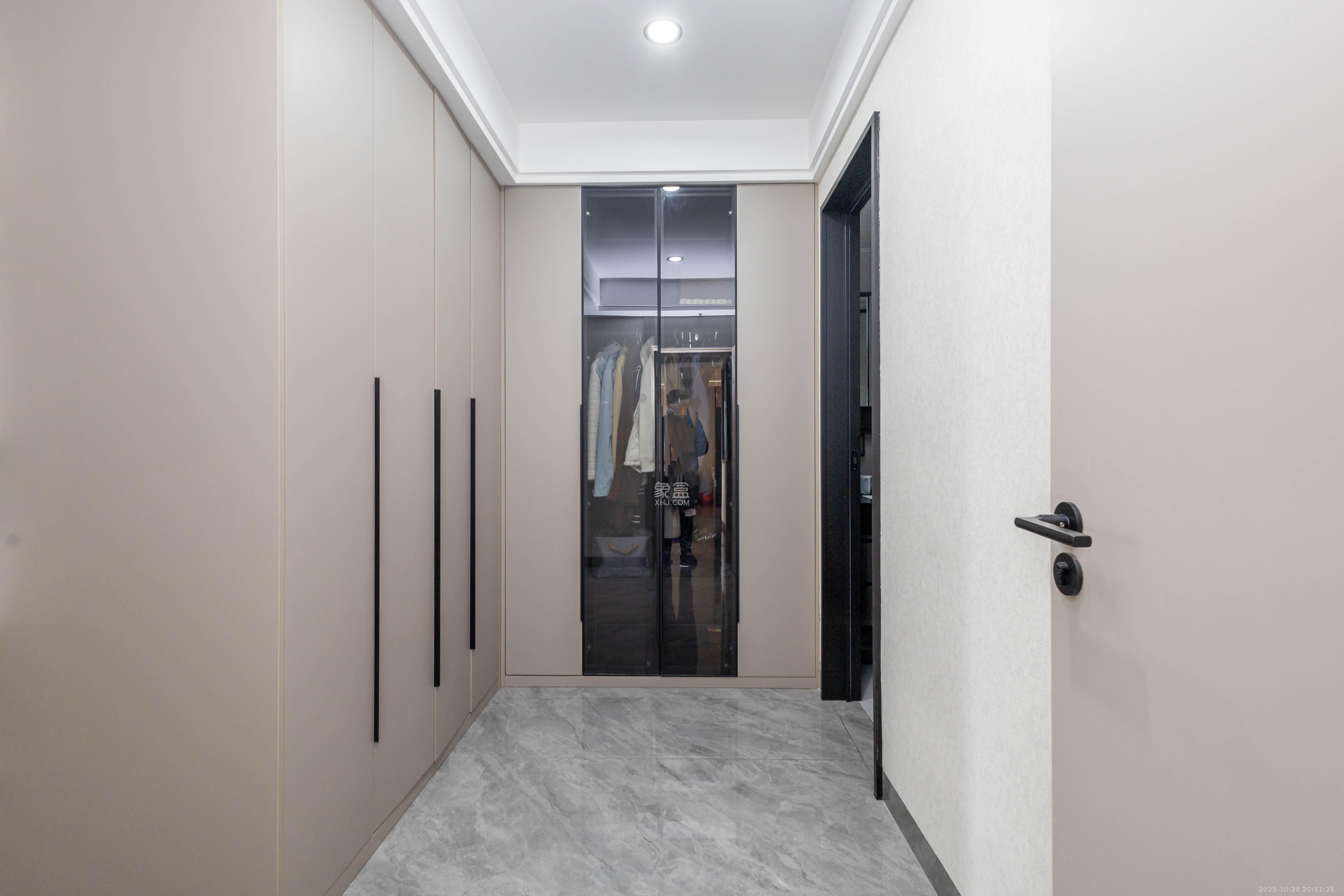 中交中央公园D5区  3室2厅2卫    158.0万 中交中央公园D5区  3室2厅2卫    158.0万卧室