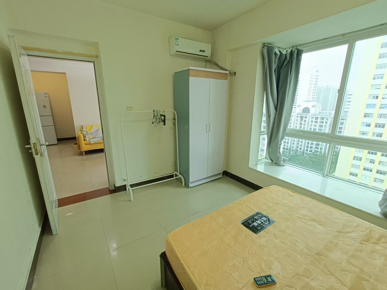 华宝雅苑  1室1厅1卫    2000.0元/月室内图