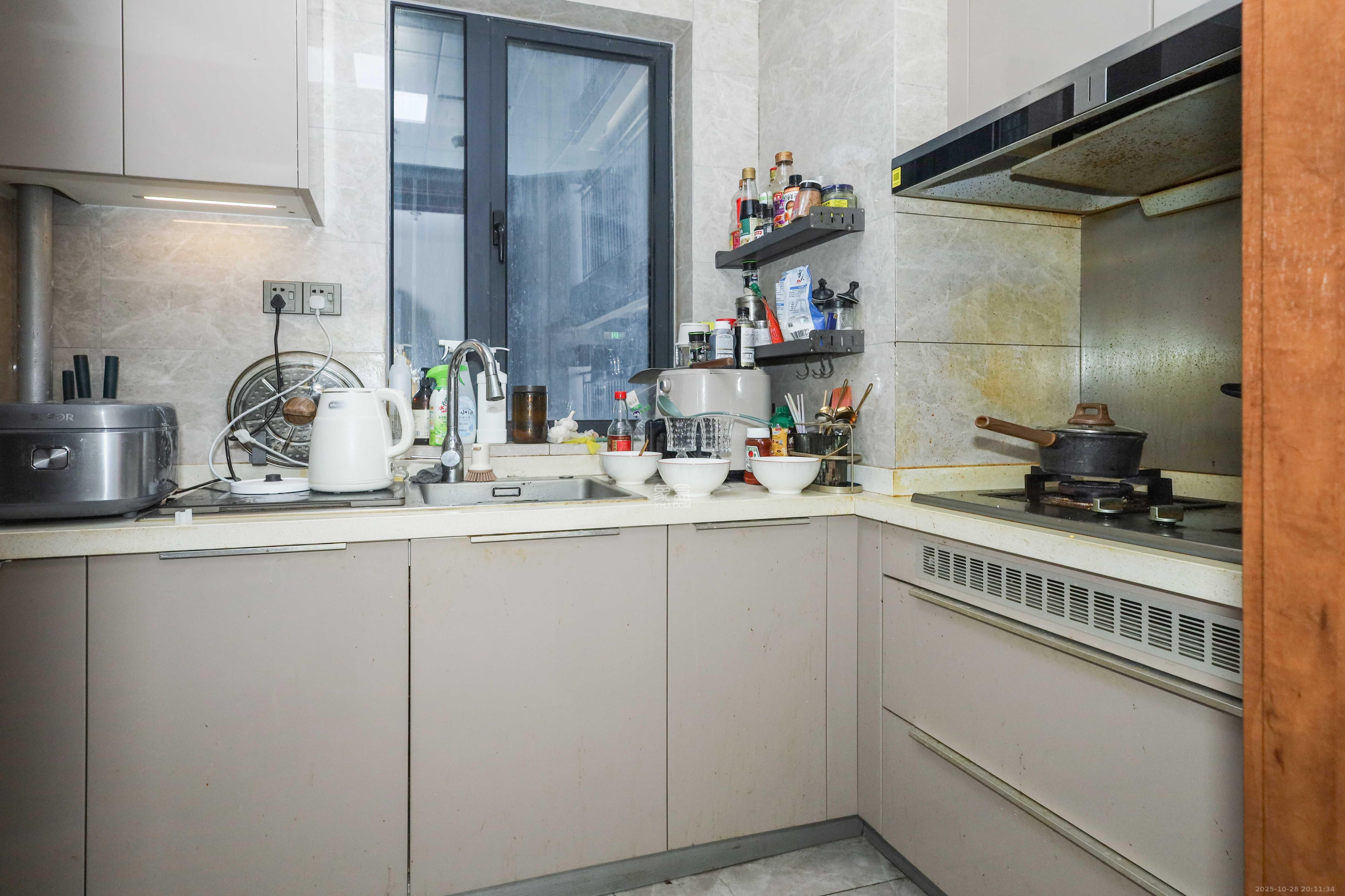 梅溪悦章 3室2厅2卫 140.0万 梅溪悦章 3室2厅2卫 140.0万厨房