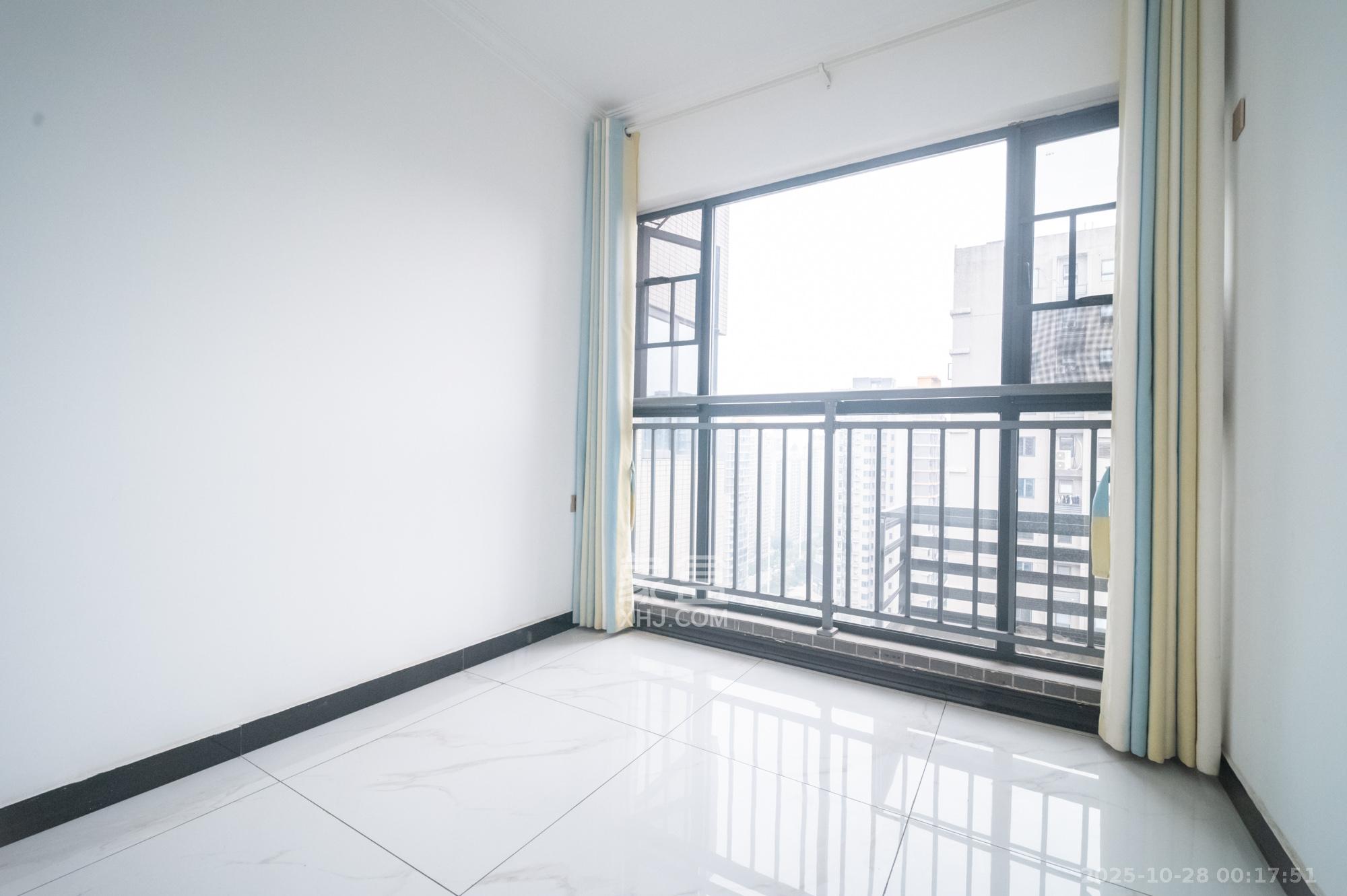 恒基凯旋门三期 3室2厅1卫 78.9万 恒基凯旋门三期 3室2厅1卫 78.9万卧室