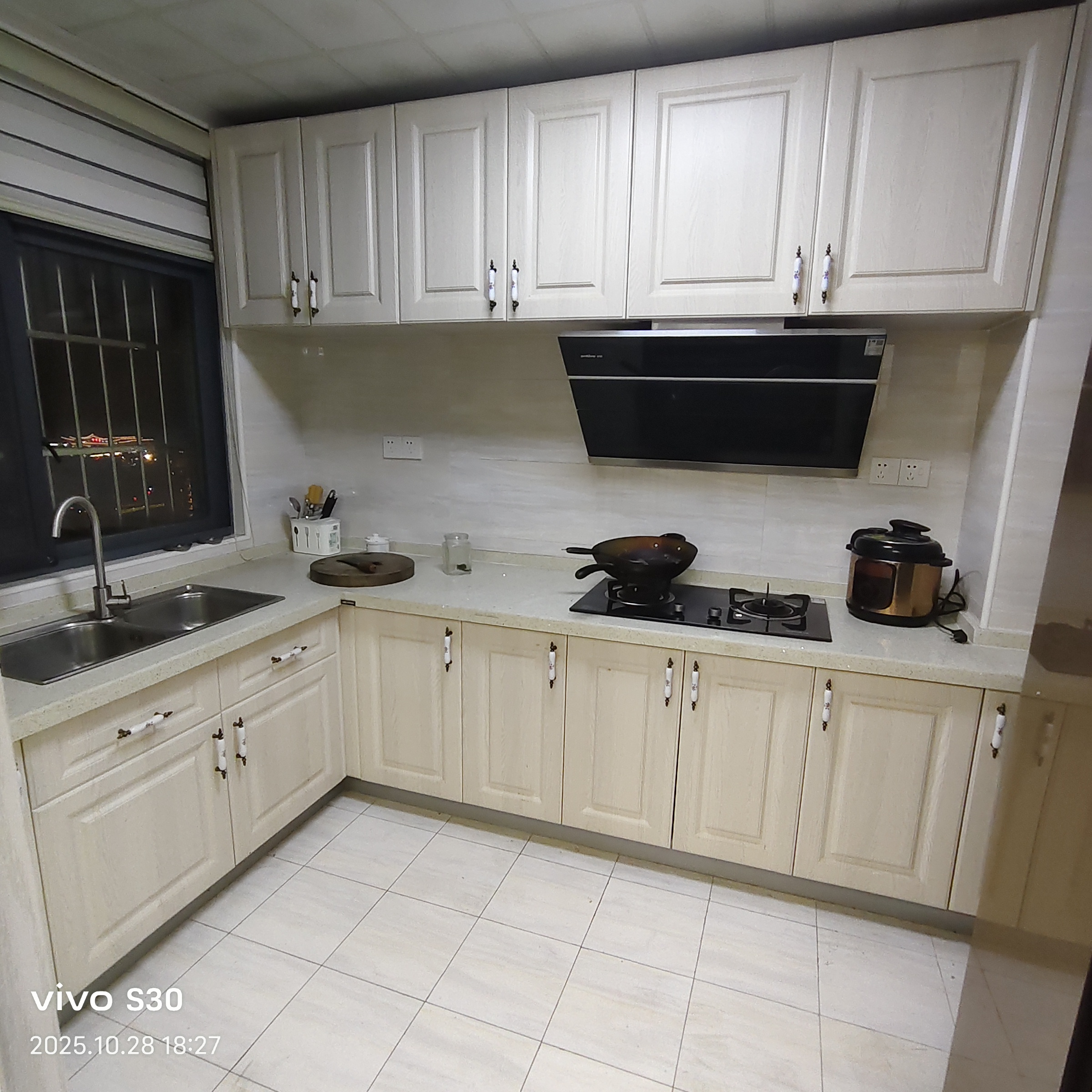 幸福香颂 4室2厅2卫 2500.0元/月 幸福香颂 4室2厅2卫 2500.0元/月室内图