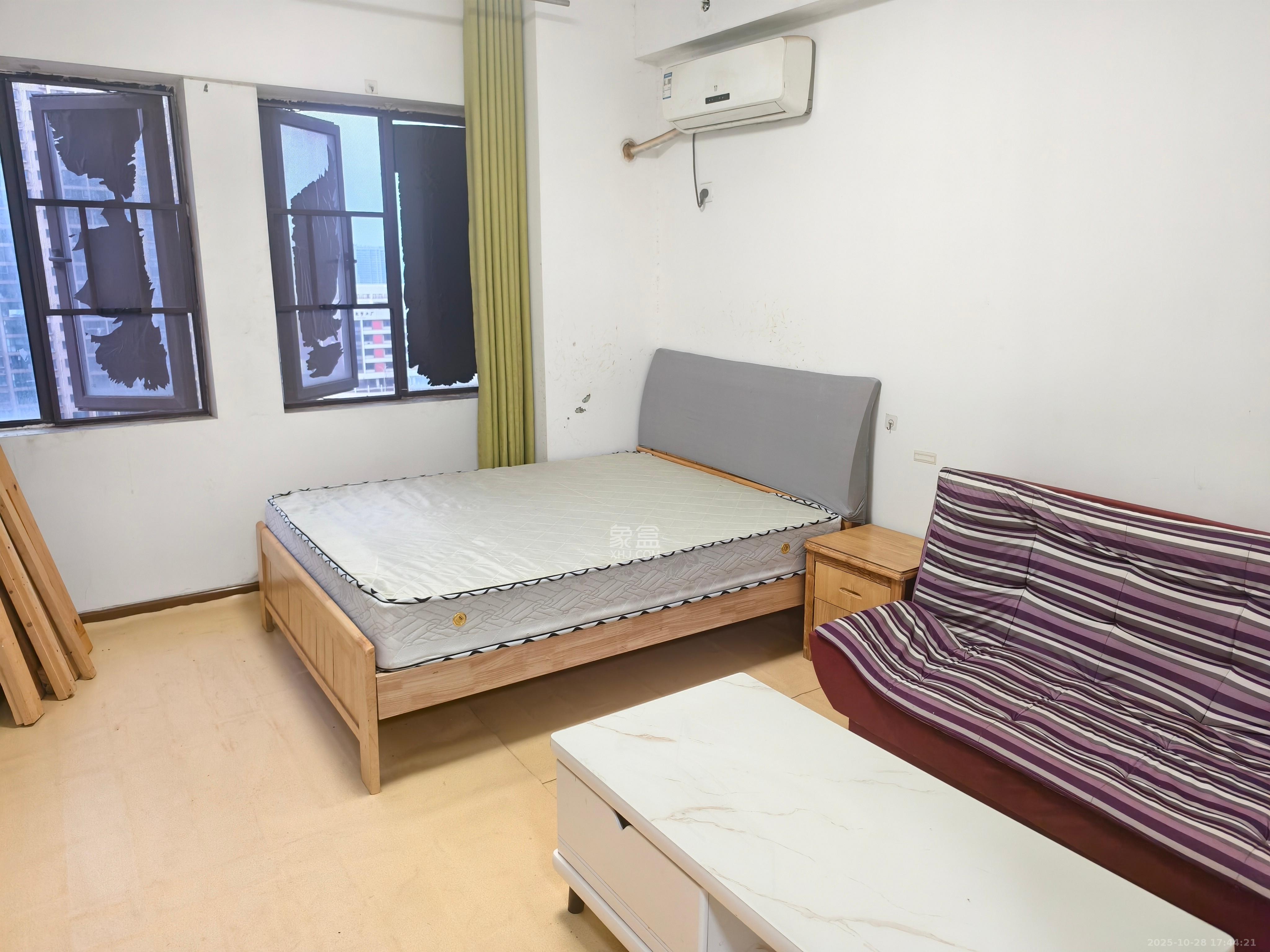 钰龙天下二期（钰龙佳园）  1室1厅1卫    1050.0元/月