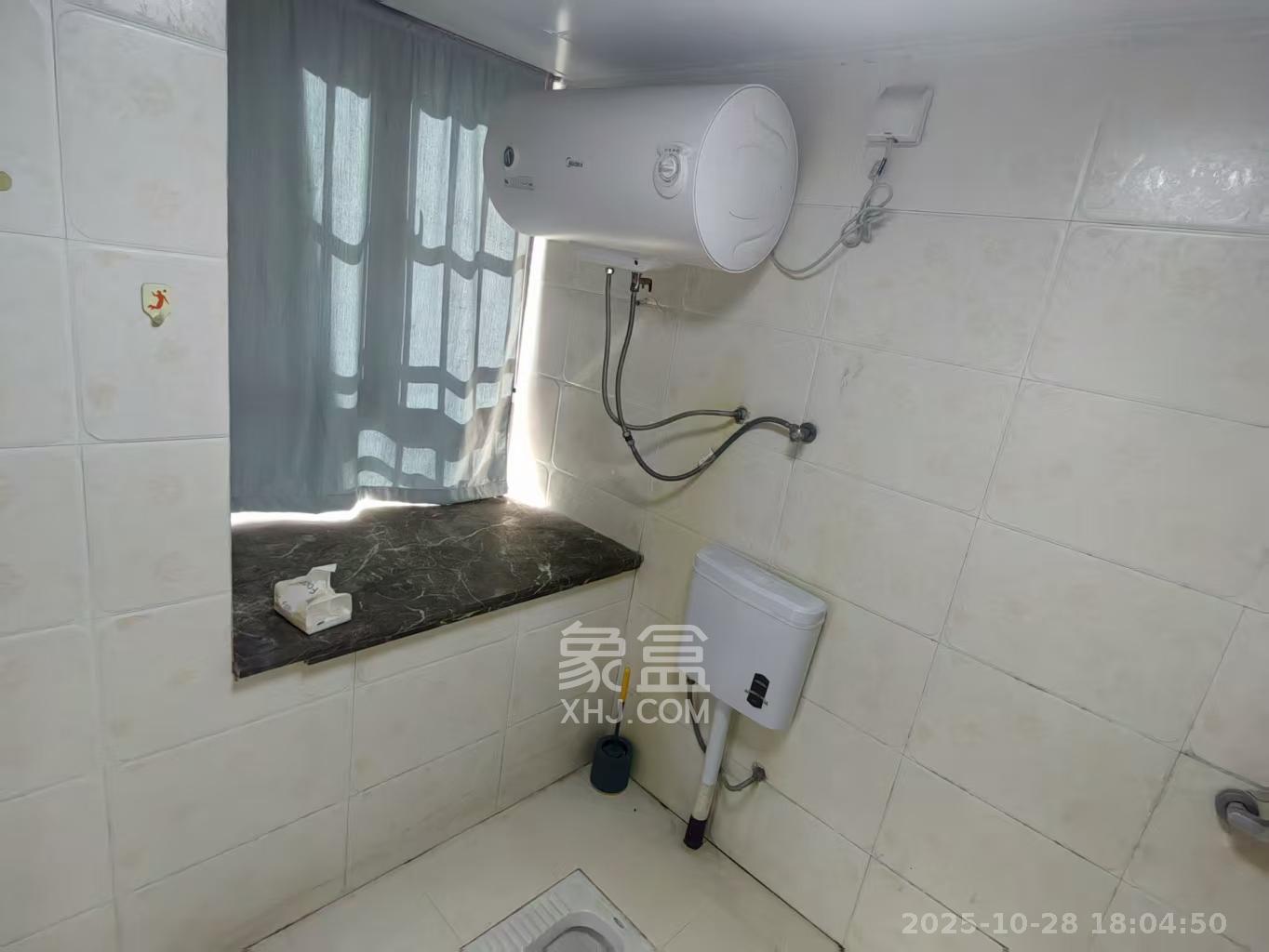 长沙县gp小区  1室2厅2卫    1800.0元/月室内图