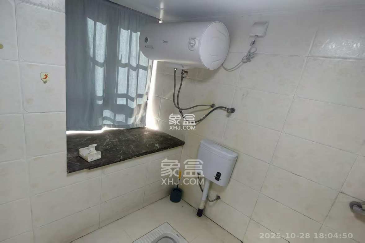 长沙县gp小区  1室2厅2卫    1800.0元/月 长沙县gp小区  1室2厅2卫    1800.0元/月室内图