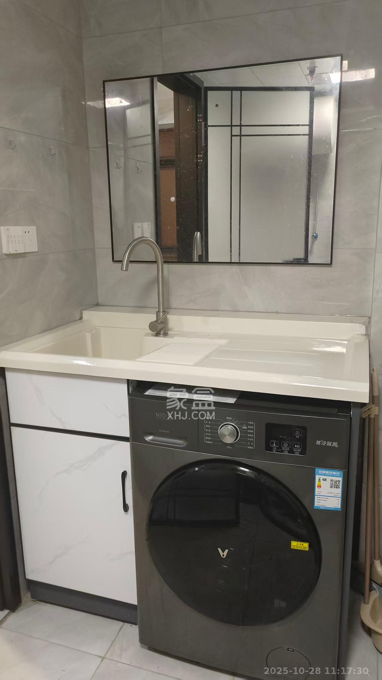 长房东旭国际 1室1厅1卫 1800.0元/月 长房东旭国际 1室1厅1卫 1800.0元/月室内图