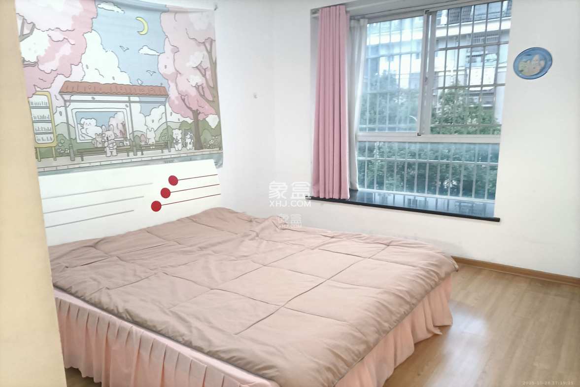 枫林绿洲 2室1厅1卫 2000.0元/月 枫林绿洲 2室1厅1卫 2000.0元/月室内图