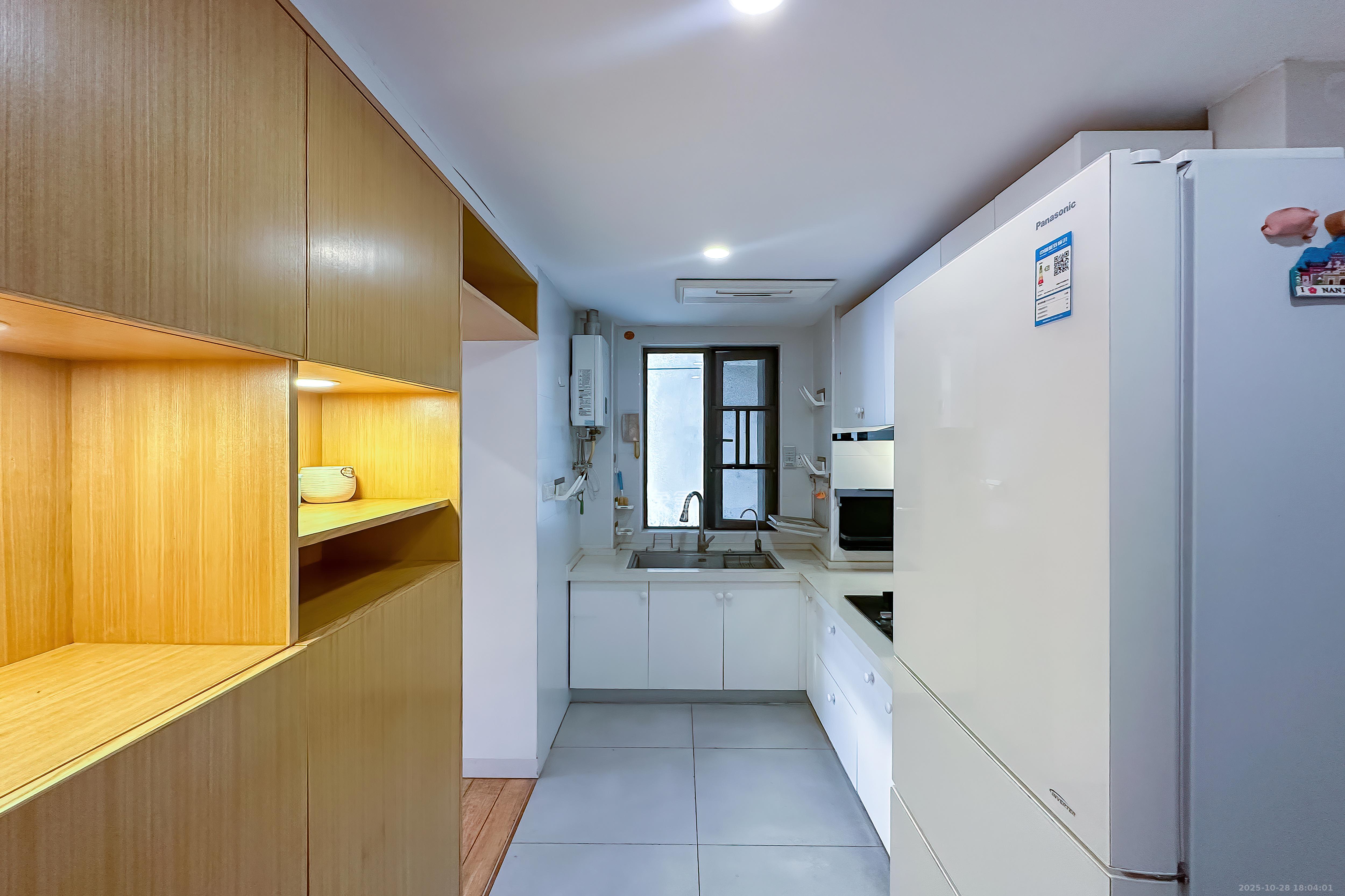 合能洋湖公馆  3室2厅1卫    77.0万 合能洋湖公馆  3室2厅1卫    77.0万厨房