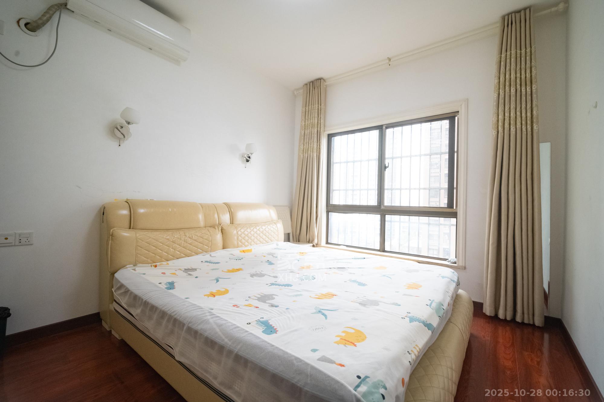 家和院  3室2厅1卫    59.8万卧室