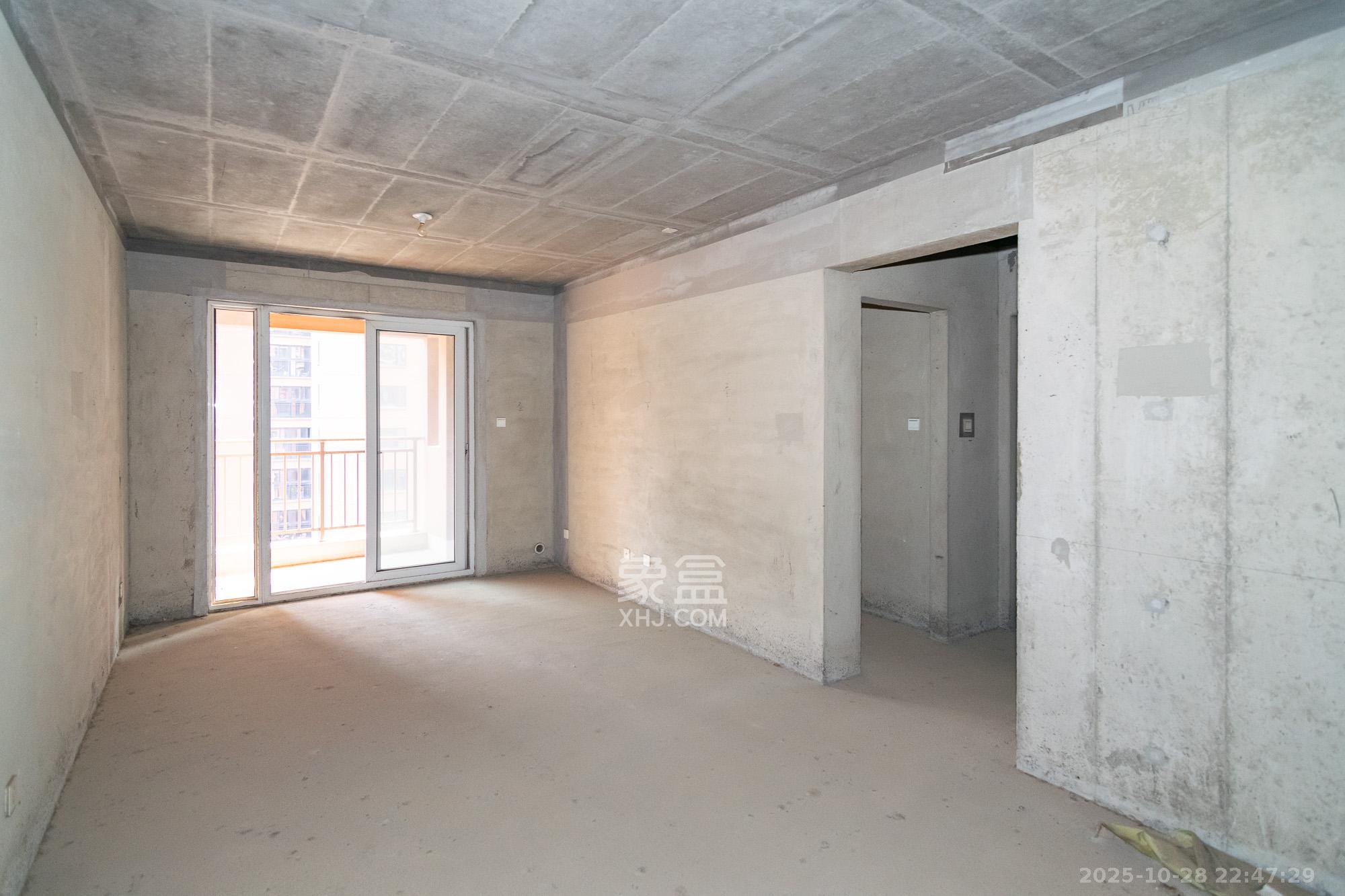 新城国际花都  3室2厅1卫    46.0万