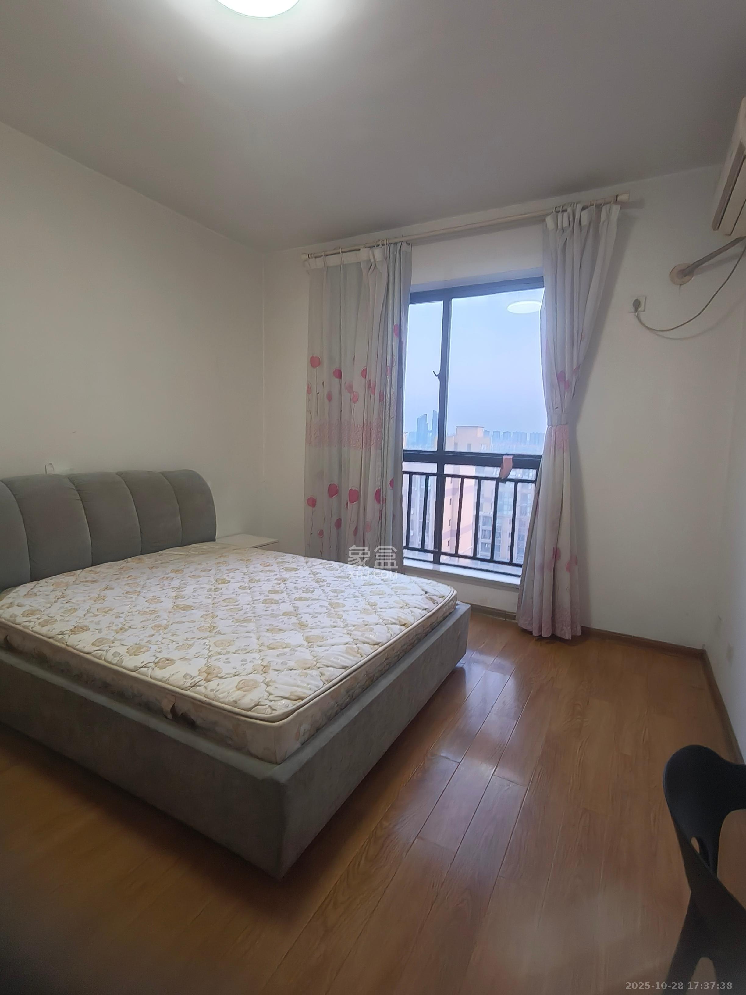 锦湘国际星城三期（锦绣苑）  2室1厅1卫    1900.0元/月室内图