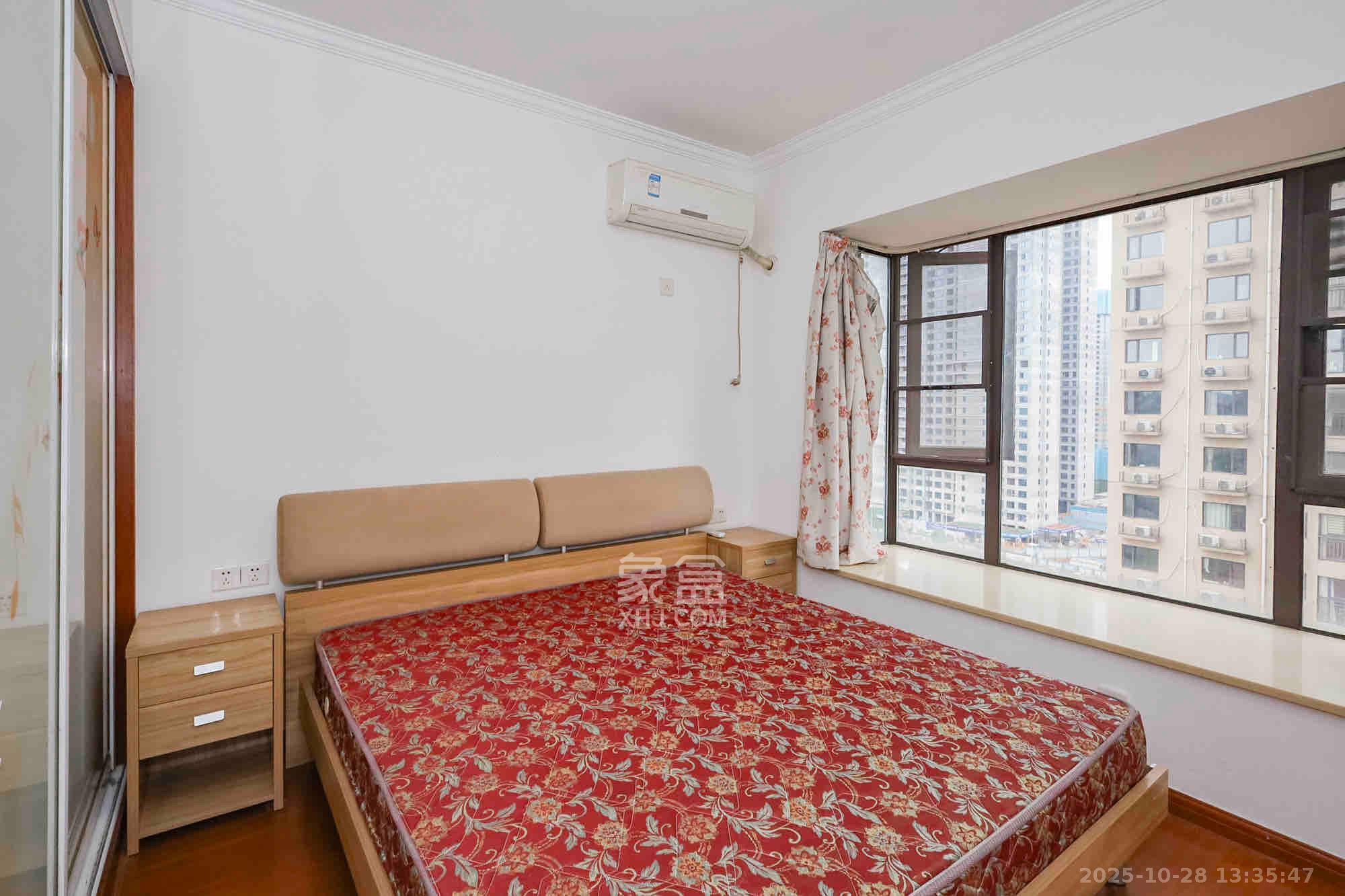 钰龙天下二期（钰龙佳园）  3室2厅2卫    2700.0元/月室内图