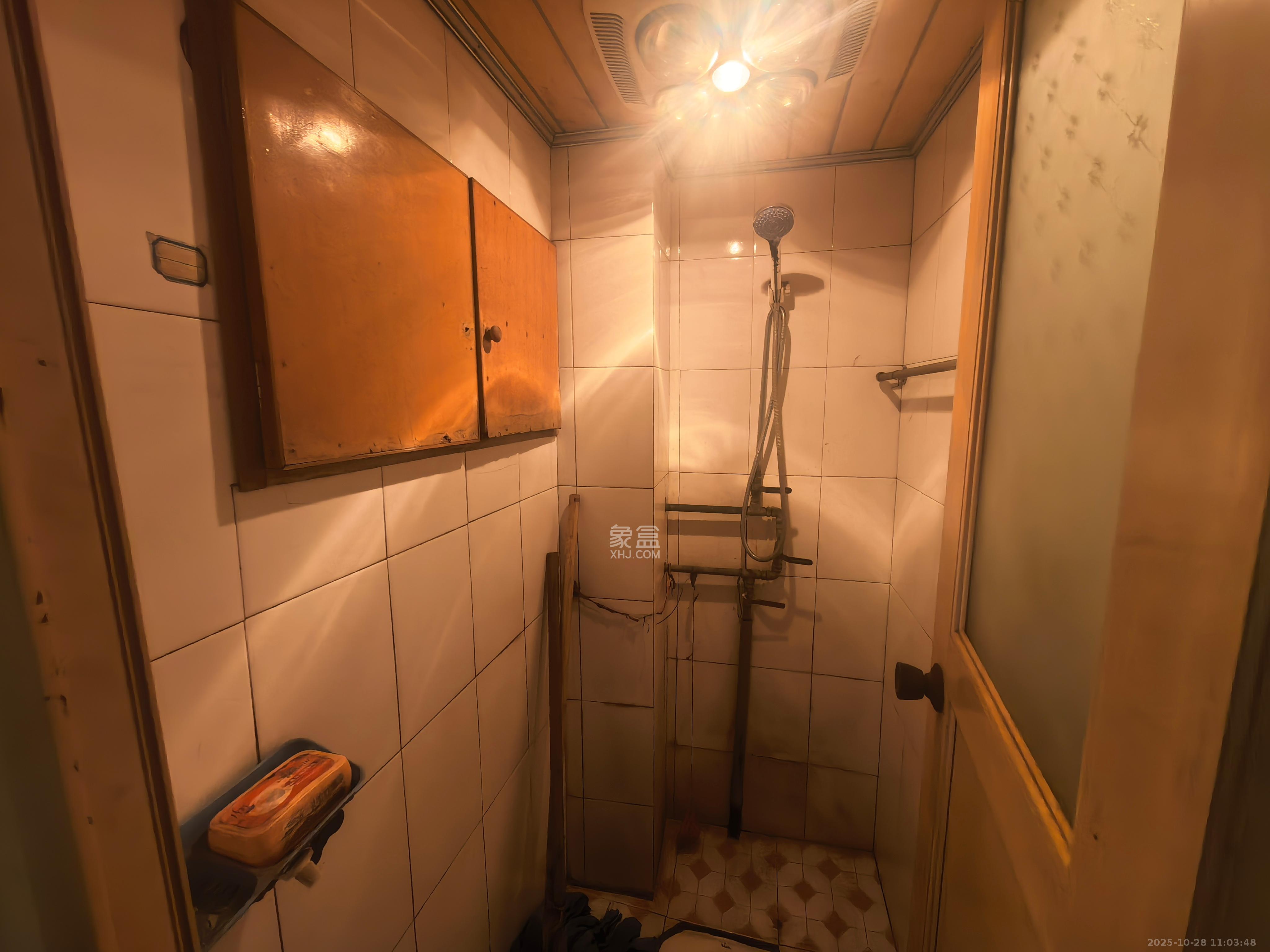 湘钢新二村 3室1厅1卫 500.0元/月 湘钢新二村 3室1厅1卫 500.0元/月室内图