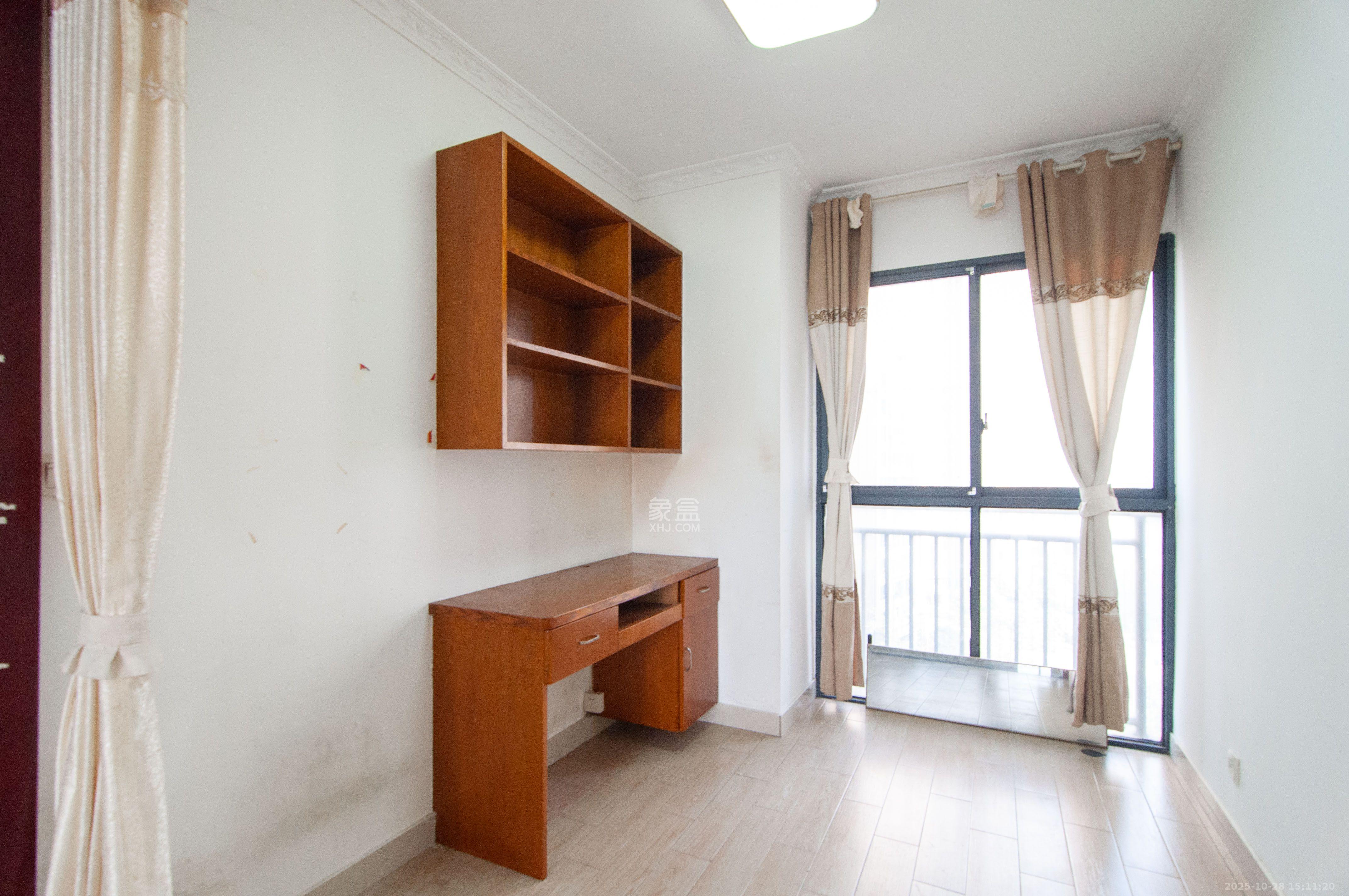 中建梅溪湖中心  3室2厅1卫    3000.0元/月 中建梅溪湖中心  3室2厅1卫    3000.0元/月室内图