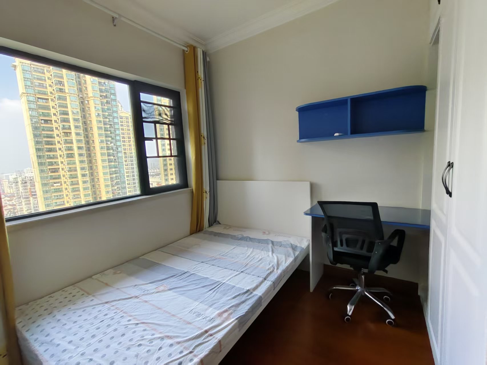 恒大绿洲 3室2厅2卫 2200.0元/月 恒大绿洲 3室2厅2卫 2200.0元/月室内图