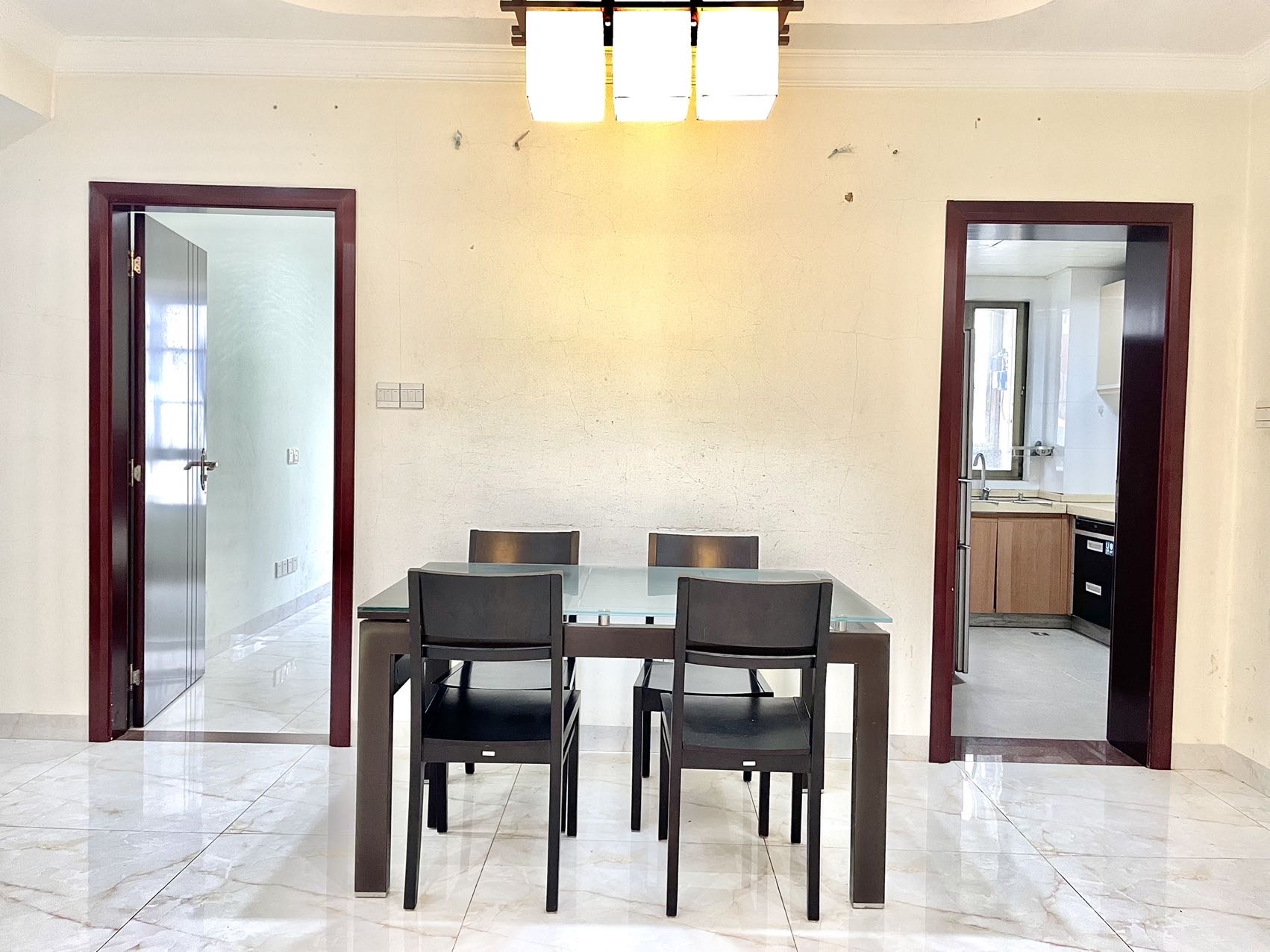 世代雅居  3室2厅2卫    4000.0元/月室内图