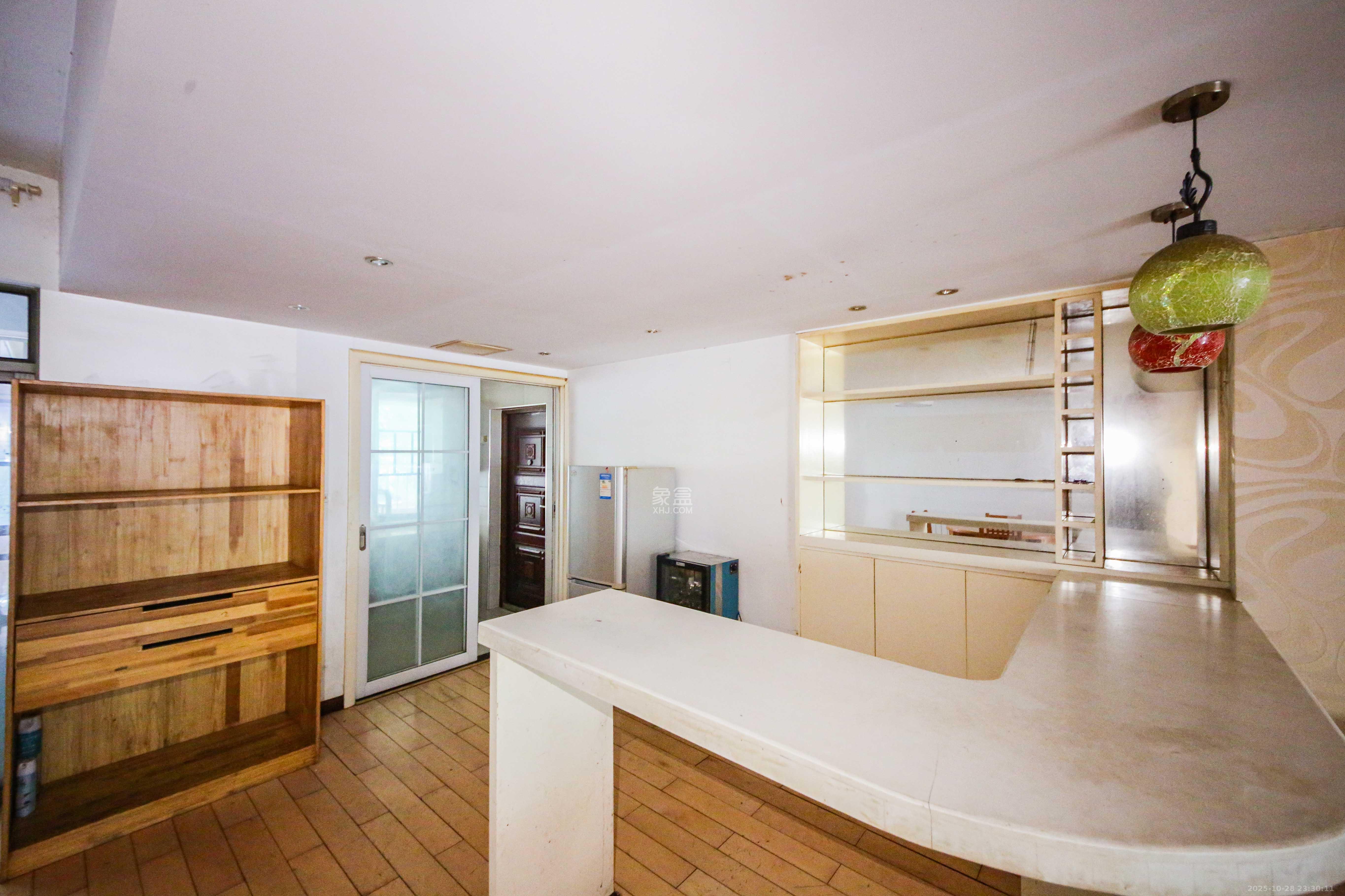 奥林匹克花园 4室2厅1卫 210.0万 奥林匹克花园 4室2厅1卫 210.0万客厅