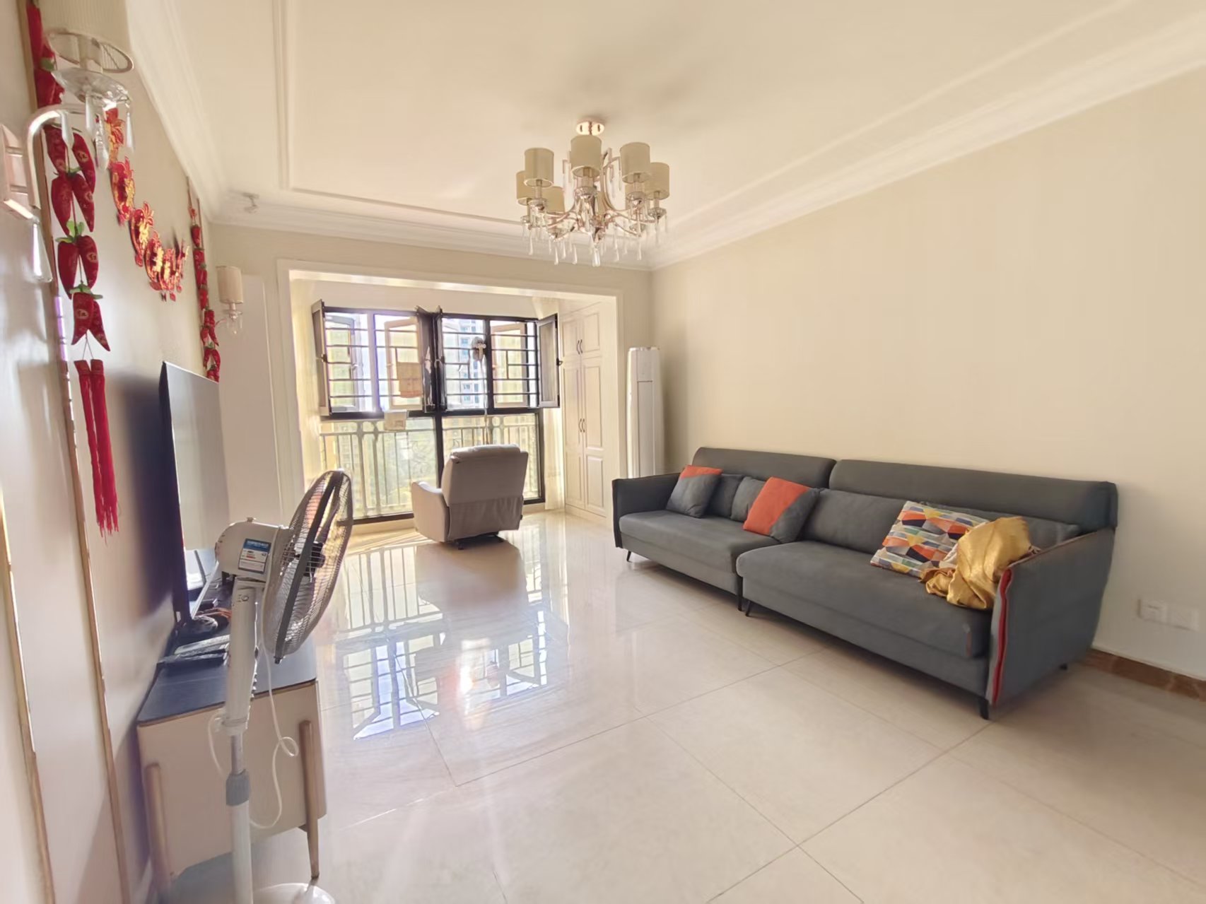 恒大绿洲 3室2厅2卫 2200.0元/月 恒大绿洲 3室2厅2卫 2200.0元/月室内图