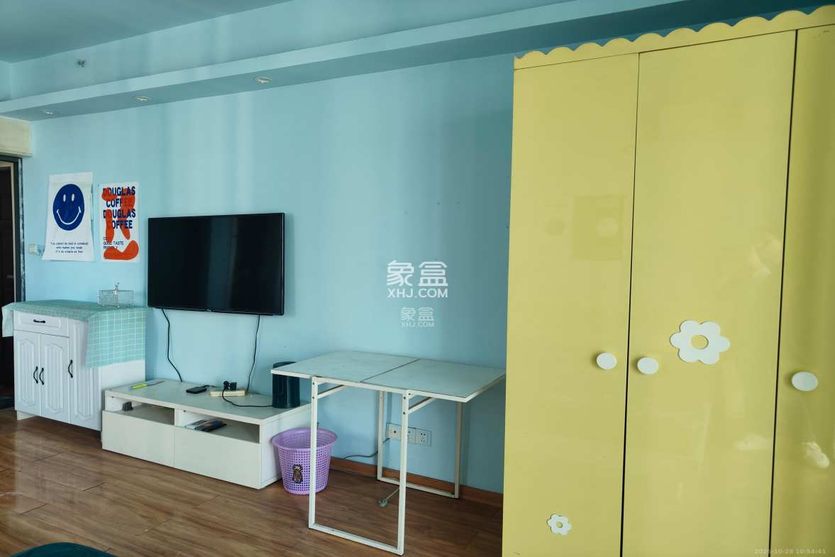 尊邸华庭 1室1厅1卫 1500.0元/月 尊邸华庭 1室1厅1卫 1500.0元/月室内图