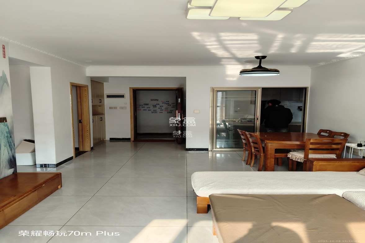 朝正美苑  2室2厅1卫    2100.0元/月 朝正美苑  2室2厅1卫    2100.0元/月室内图