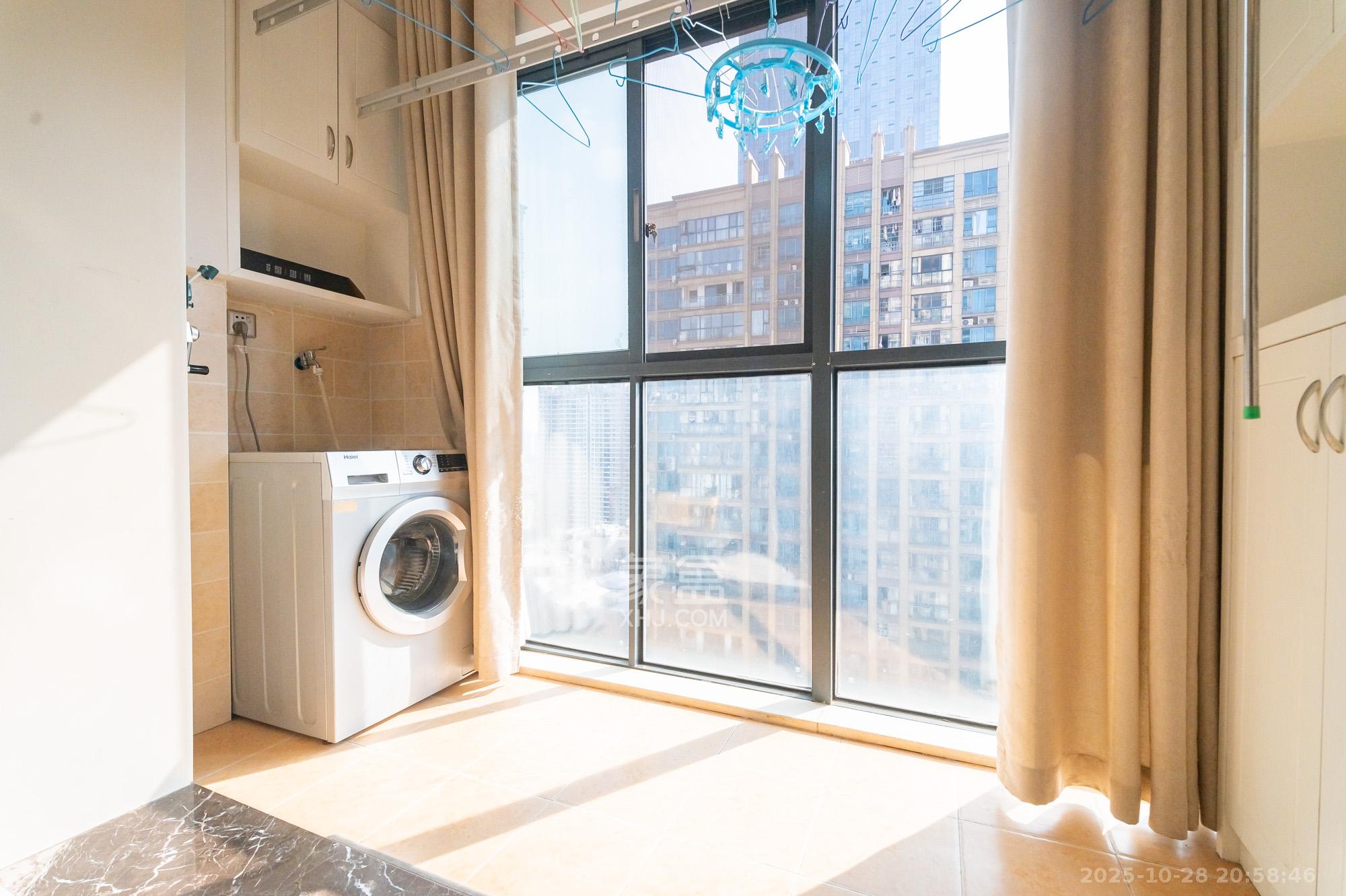 方略城市广场  2室1厅1卫    62.0万 方略城市广场  2室1厅1卫    62.0万阳台