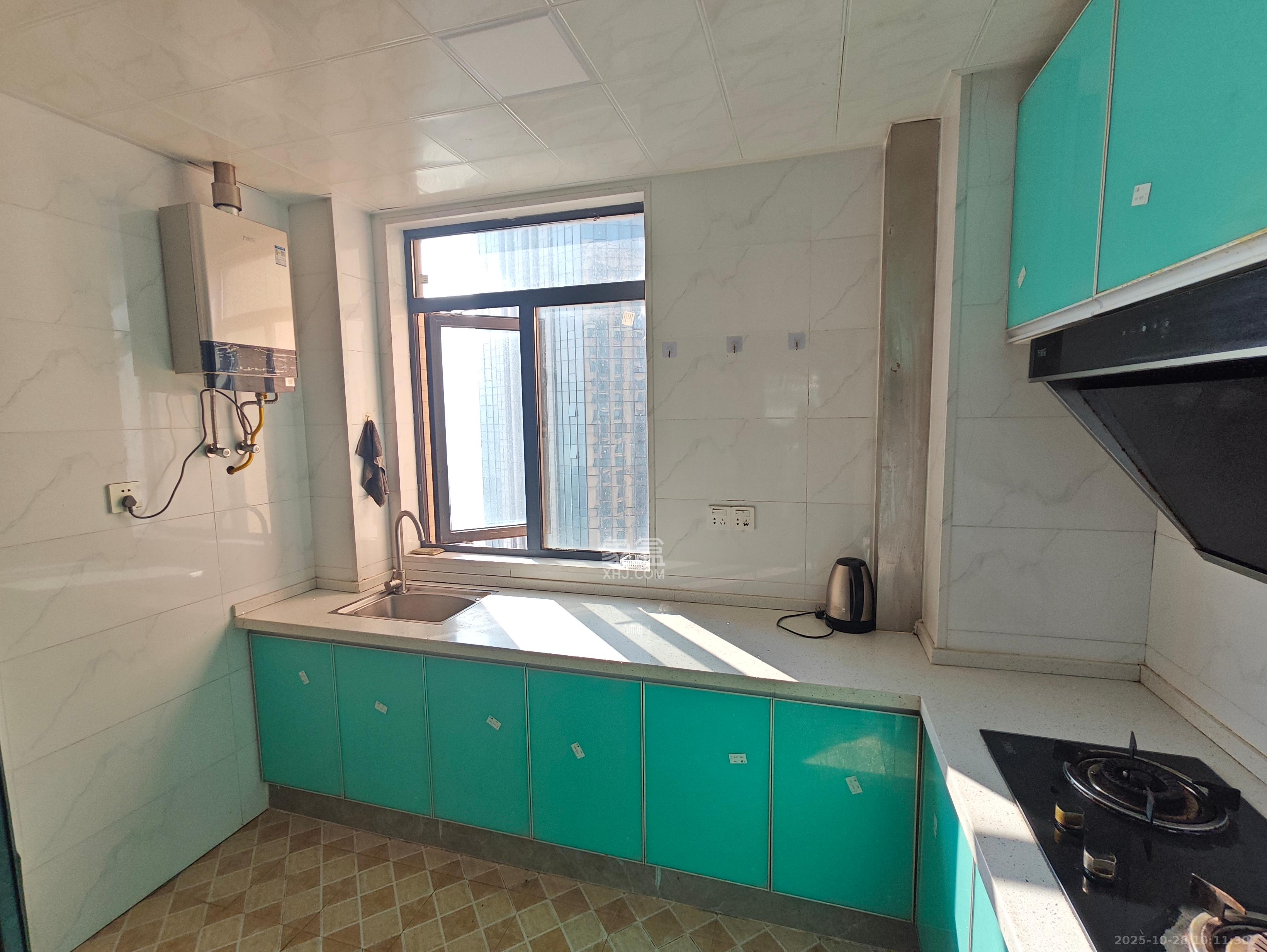 富洲滨江雅苑  3室2厅1卫    2600.0元/月室内图