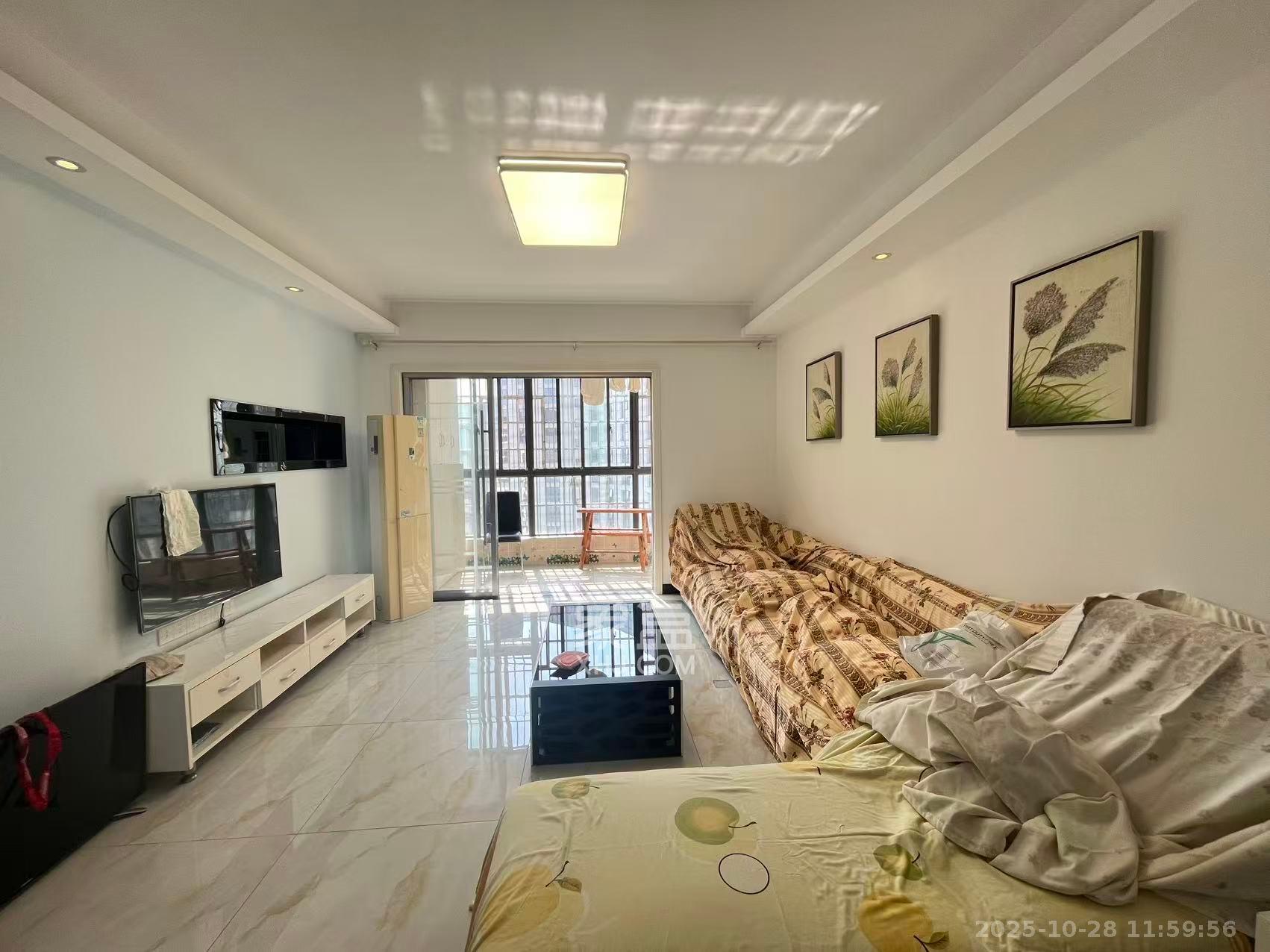 星城福邸（雄天朗郡）  3室2厅2卫    2200.0元/月室内图1