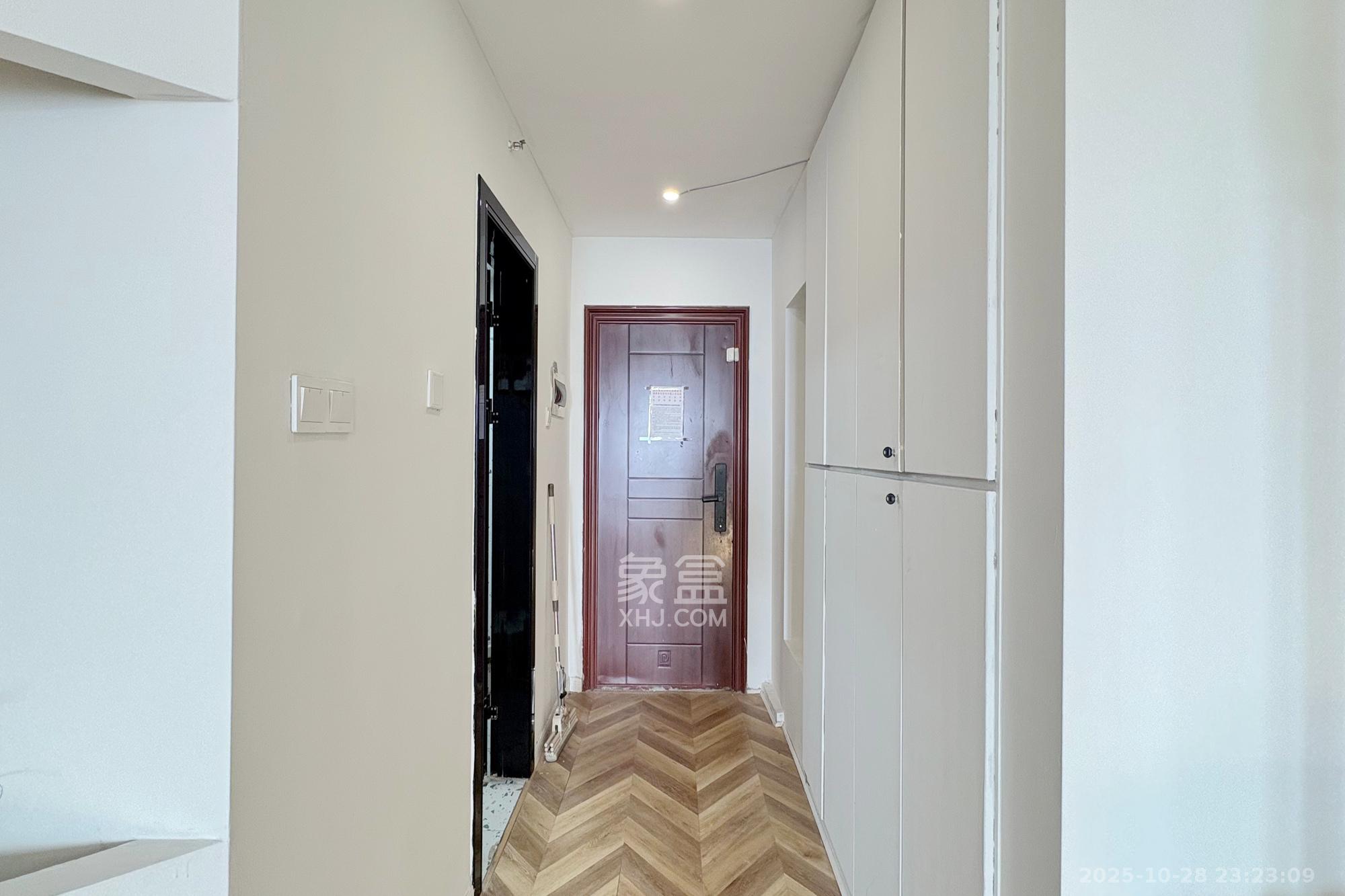 天心华庭  1室1厅1卫    42.8万厨房