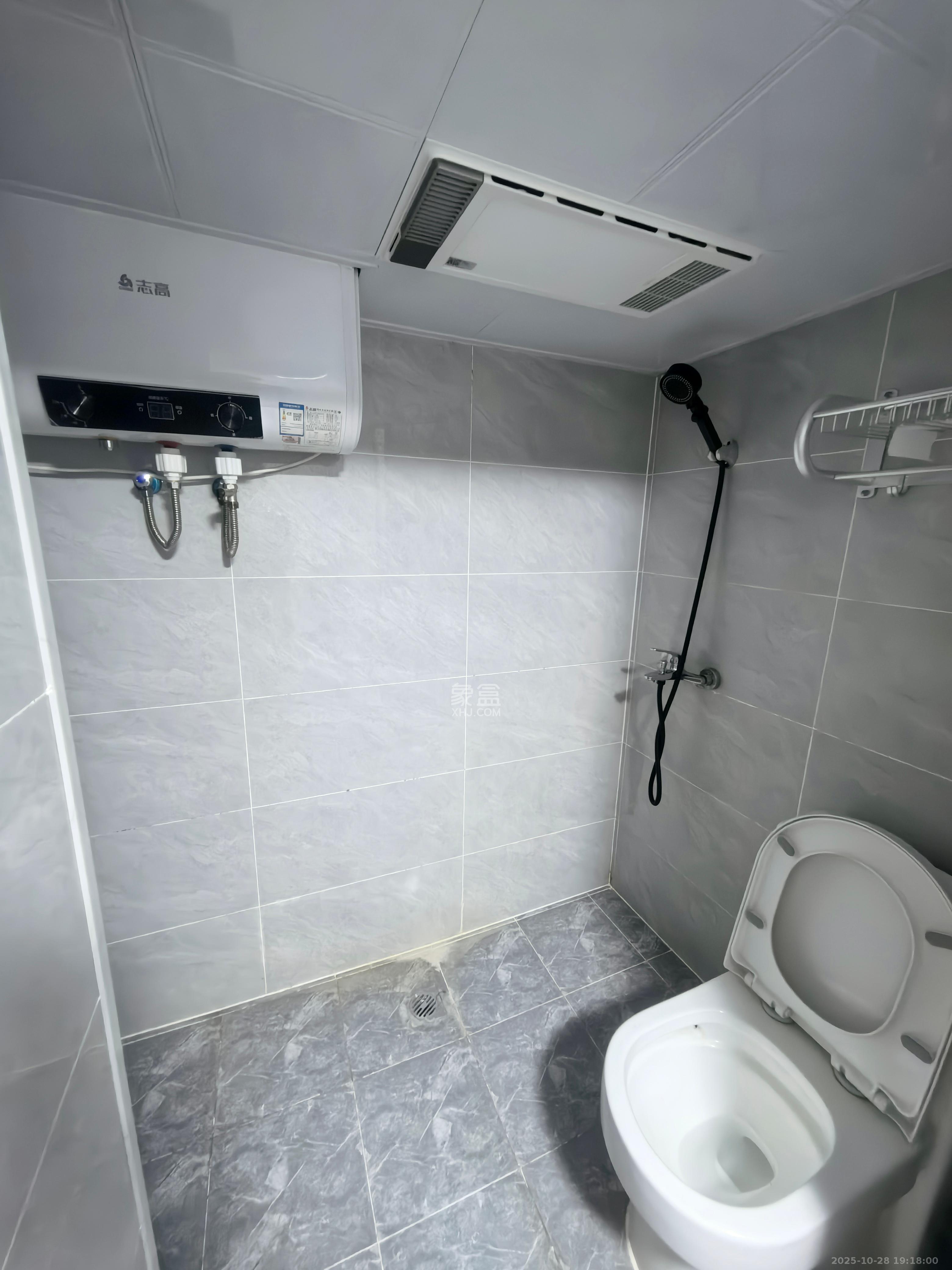 金地中交麓谷香颂(金地中交雅苑)  1室1厅1卫    1250.0元/月室内图