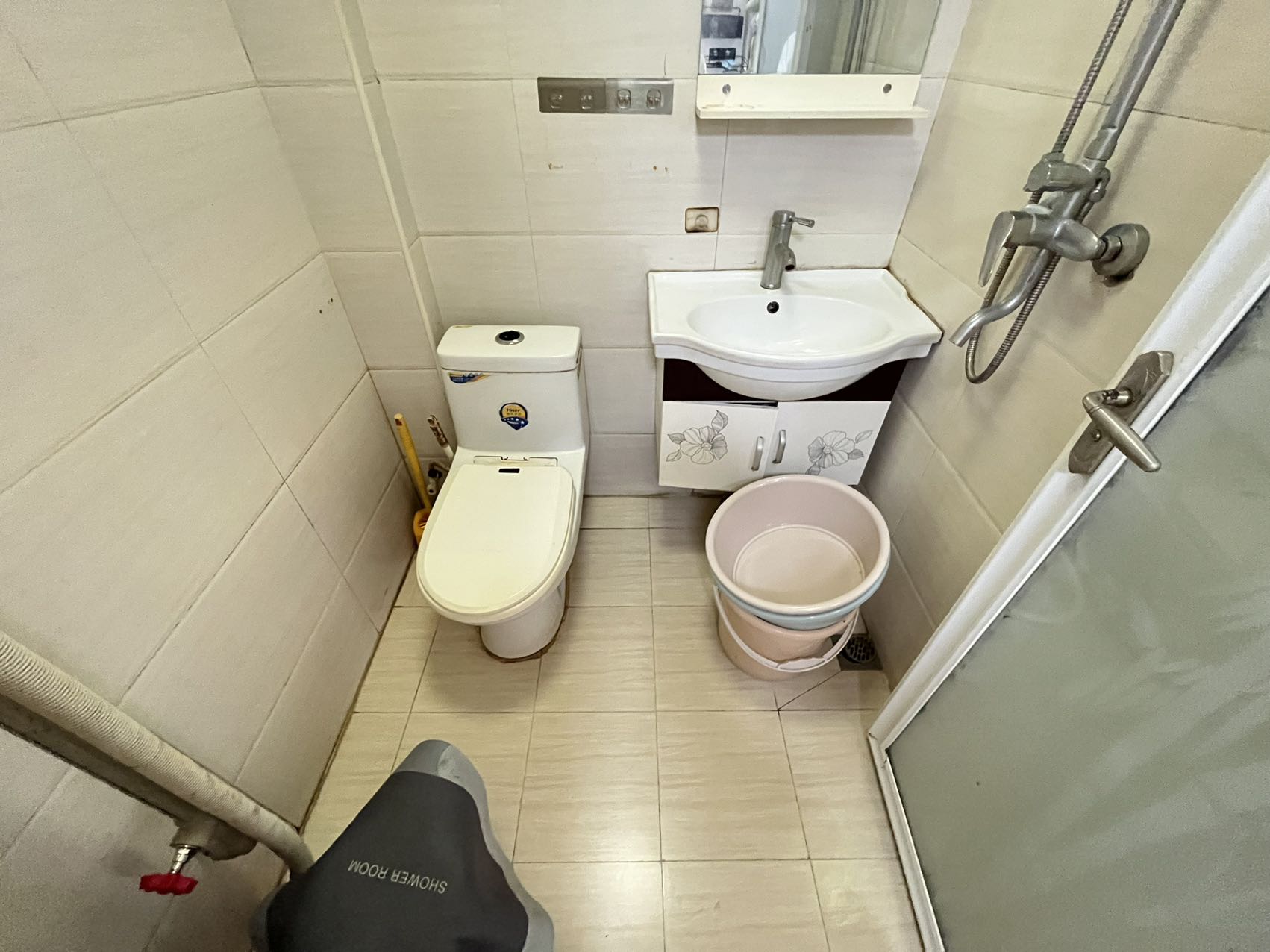 钟诚大厦  1室0厅1卫    1400.0元/月室内图