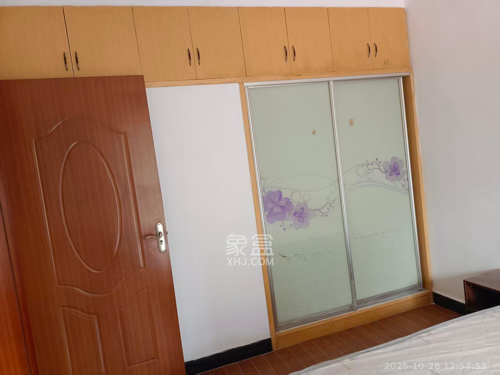 金石蓉园  1室0厅0卫    1500.0元/月 金石蓉园  1室0厅0卫    1500.0元/月室内图