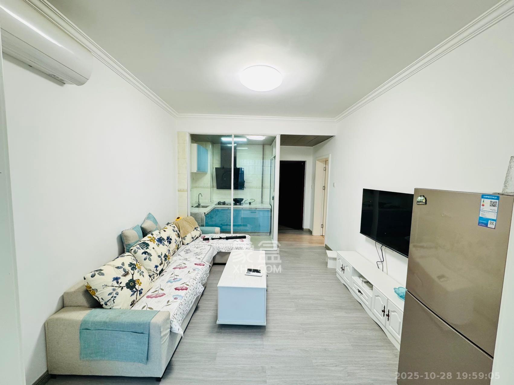 恒丰天湘华庭  1室1厅1卫    1800.0元/月室内图