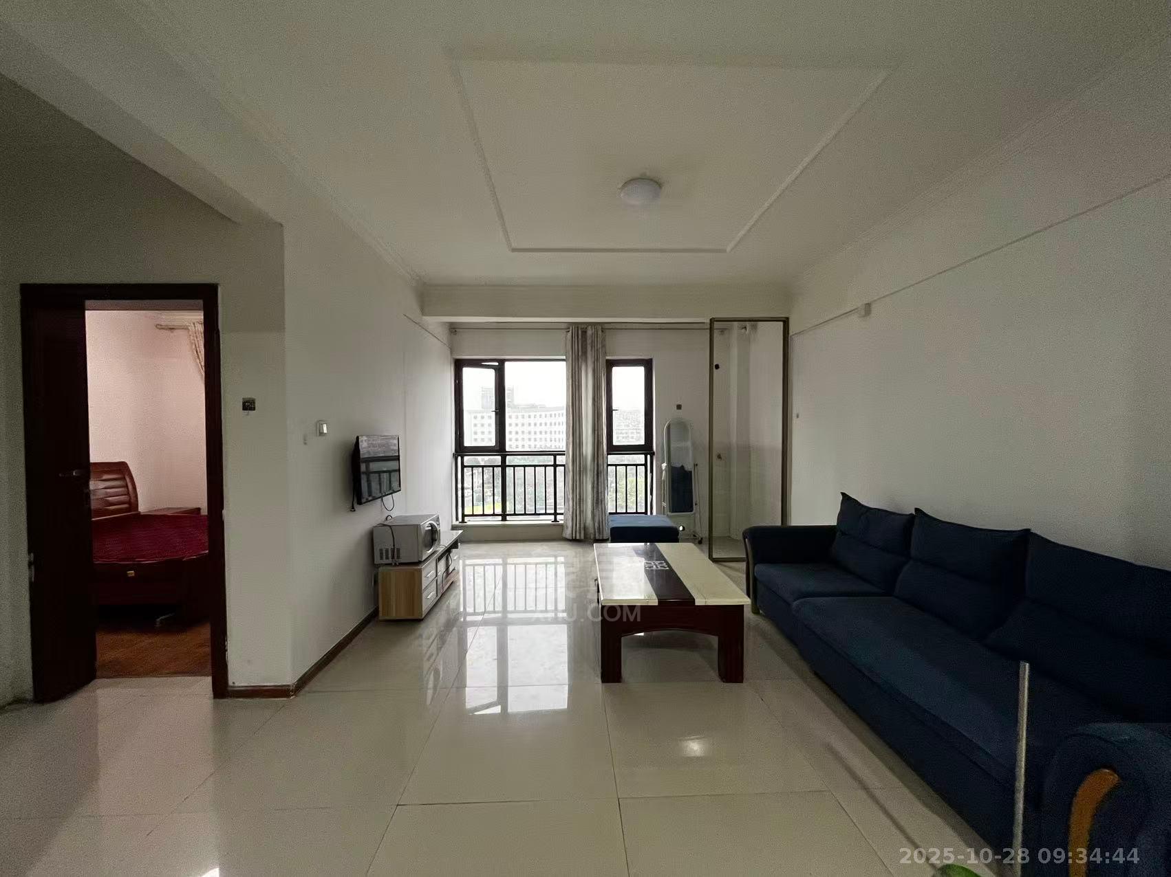 庐山恋  2室2厅1卫    1400.0元/月