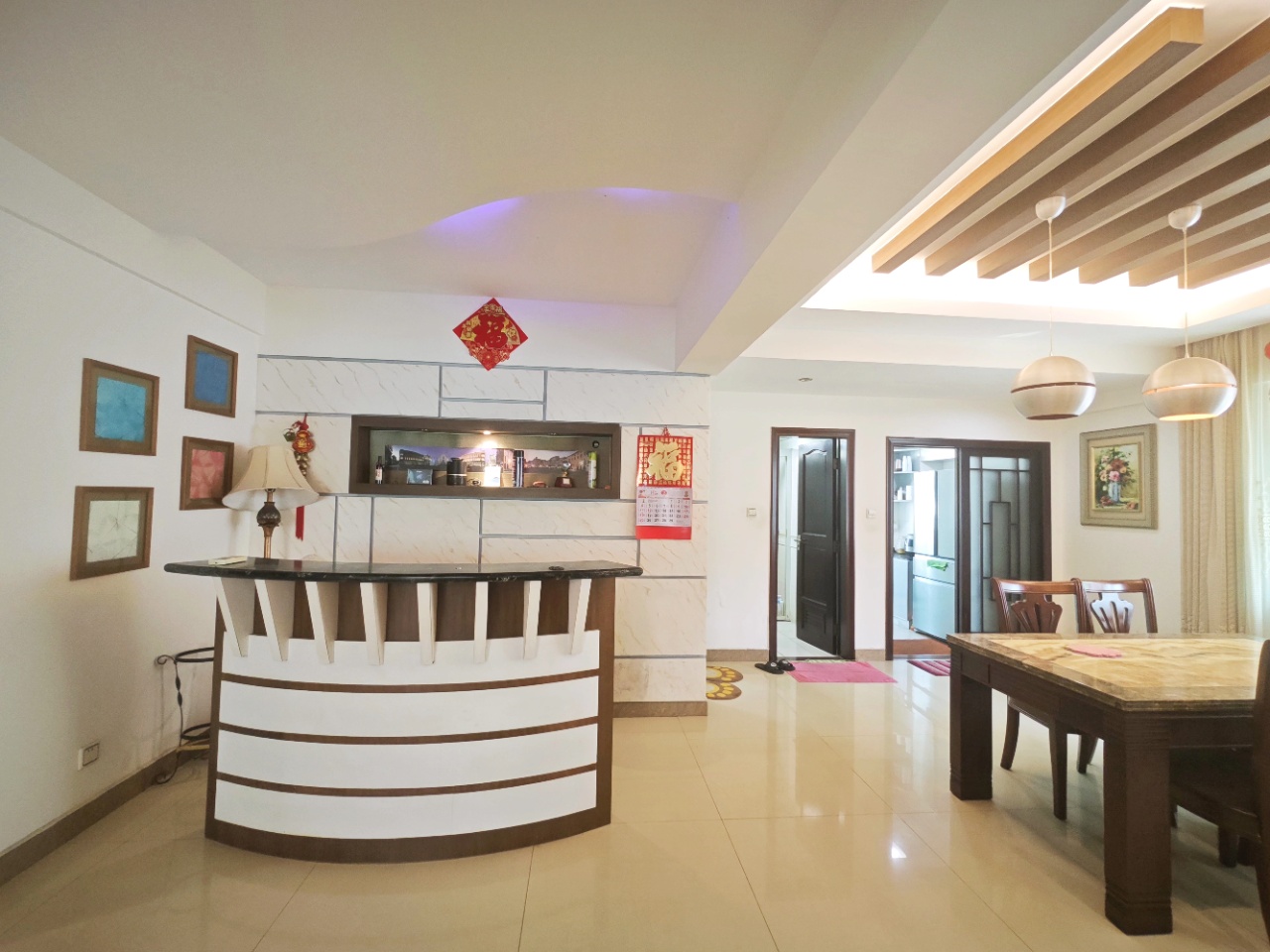 美舍园 4室2厅2卫 2900.0元/月 美舍园 4室2厅2卫 2900.0元/月室内图