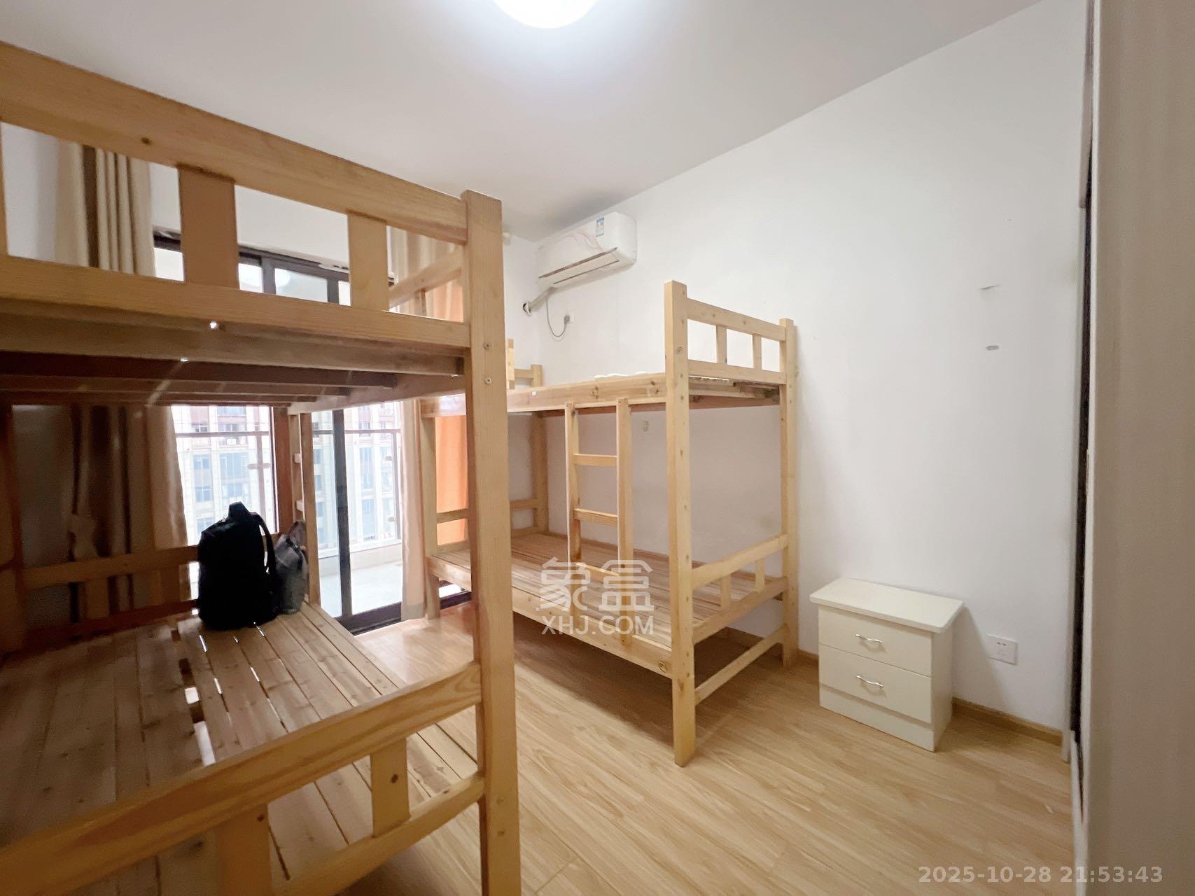 南山雍江汇(滨江国际新城) 3室2厅2卫 3200.0元/月 南山雍江汇(滨江国际新城) 3室2厅2卫 3200.0元/月室内图