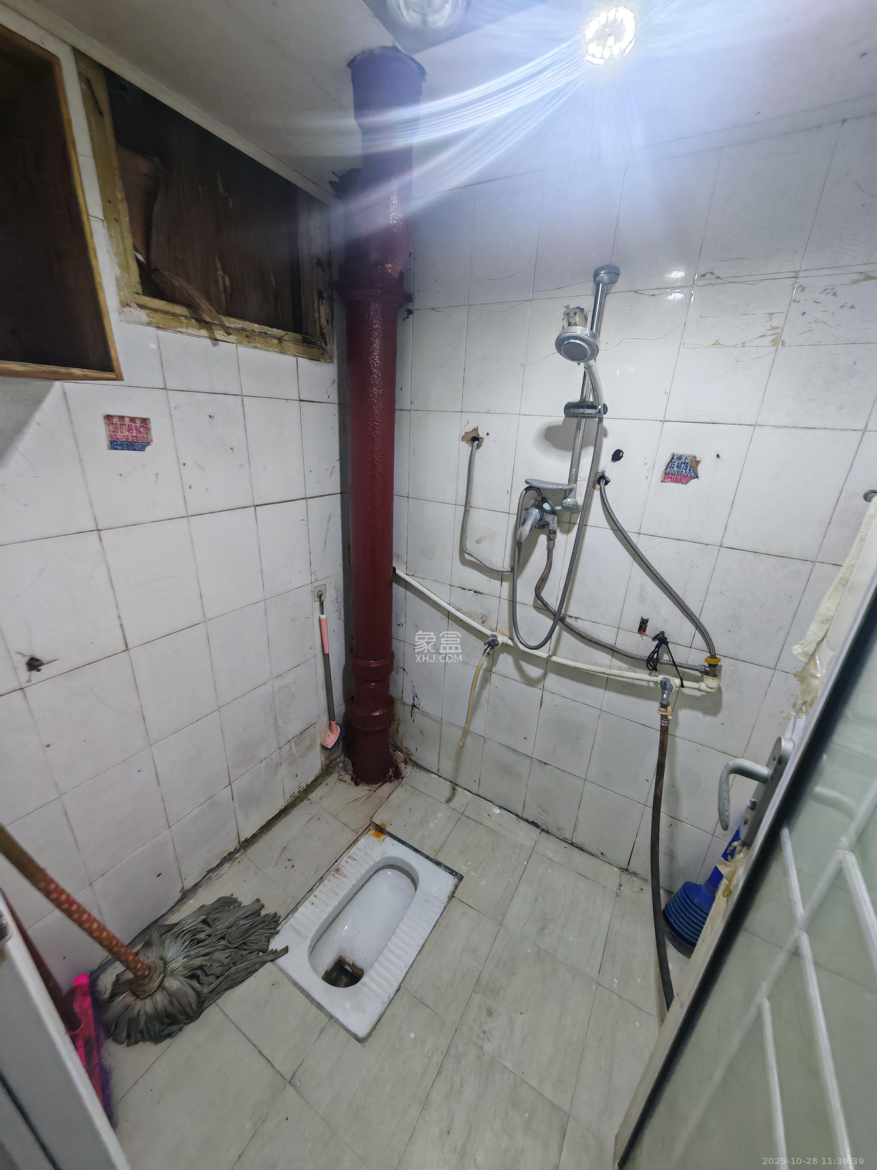 家兴公寓（洪家井）  2室1厅1卫    1800.0元/月室内图