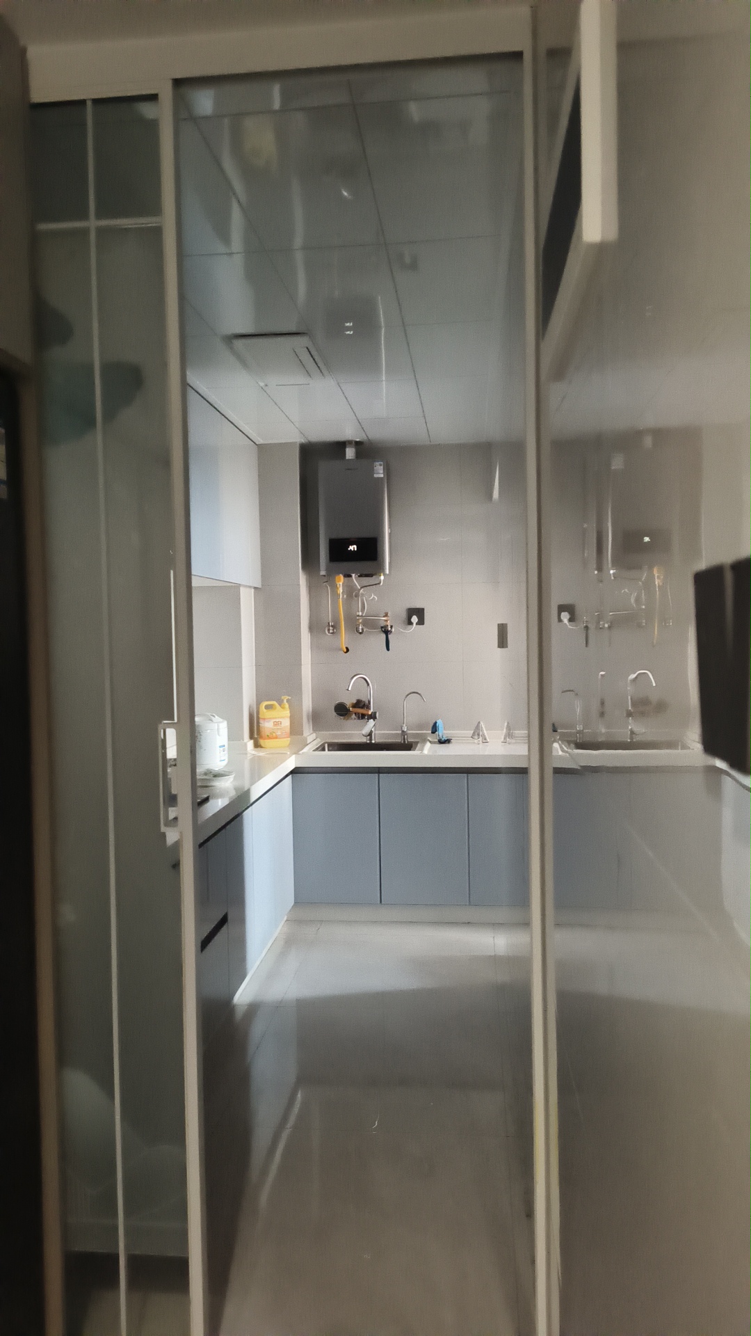 东岸梅园小区  2室2厅1卫    2600.0元/月 东岸梅园小区  2室2厅1卫    2600.0元/月户型图