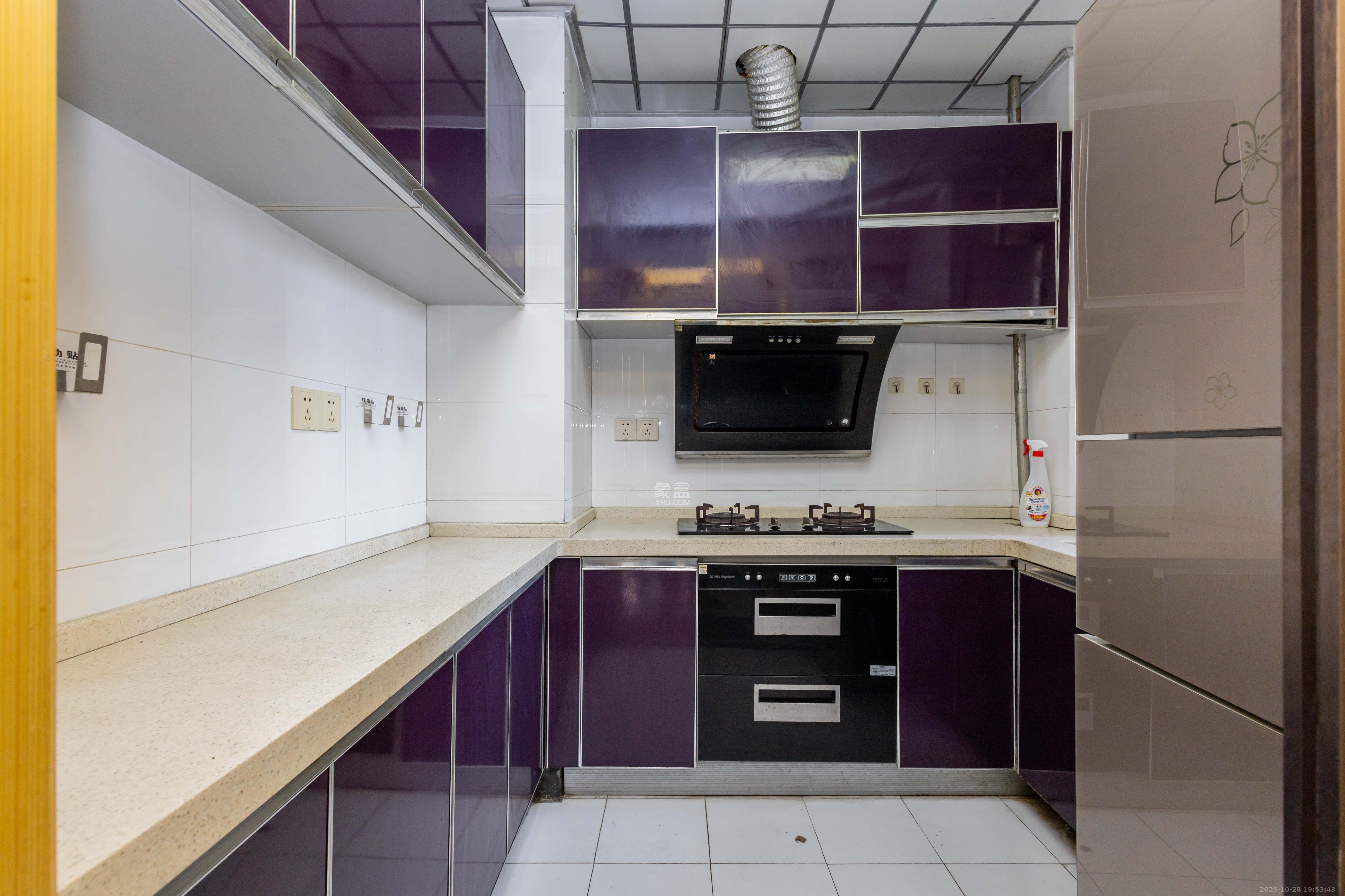 佳美紫郡  3室2厅1卫    48.0万厨房