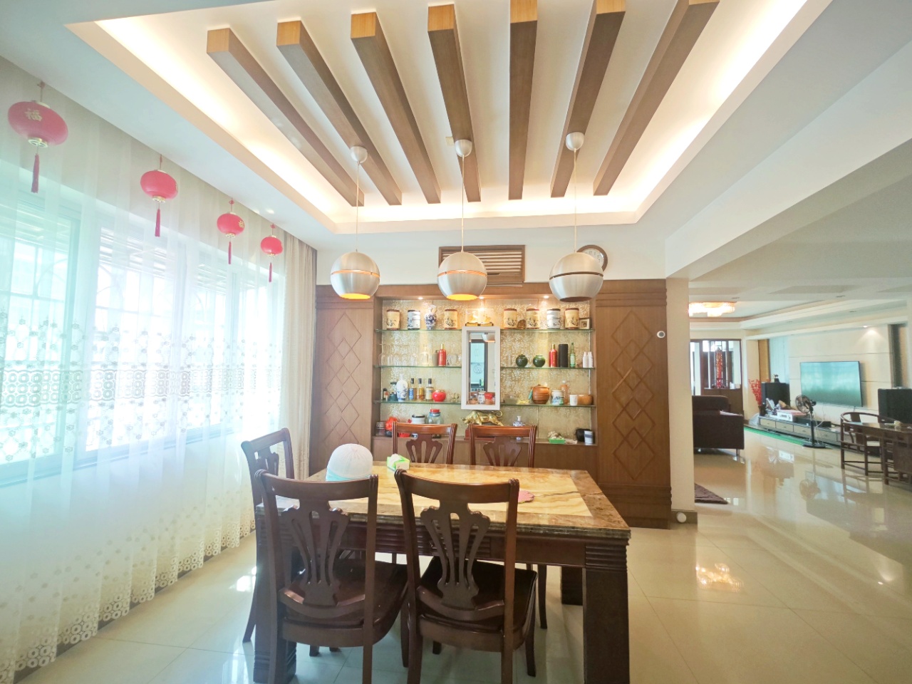 美舍园 4室2厅2卫 2900.0元/月 美舍园 4室2厅2卫 2900.0元/月室内图